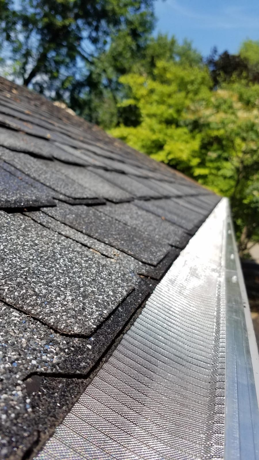 RAPTOR GUTTER GUARD - 48 FT. (Nominal) Contractor Grade Stainless Steel Micro-Mesh Gutter Guard Kit with Screws Included. Fits 5 in. Gutters and Smaller. DIY-Friendly. (5.625 in. x 47.625 in.) customer photo 1