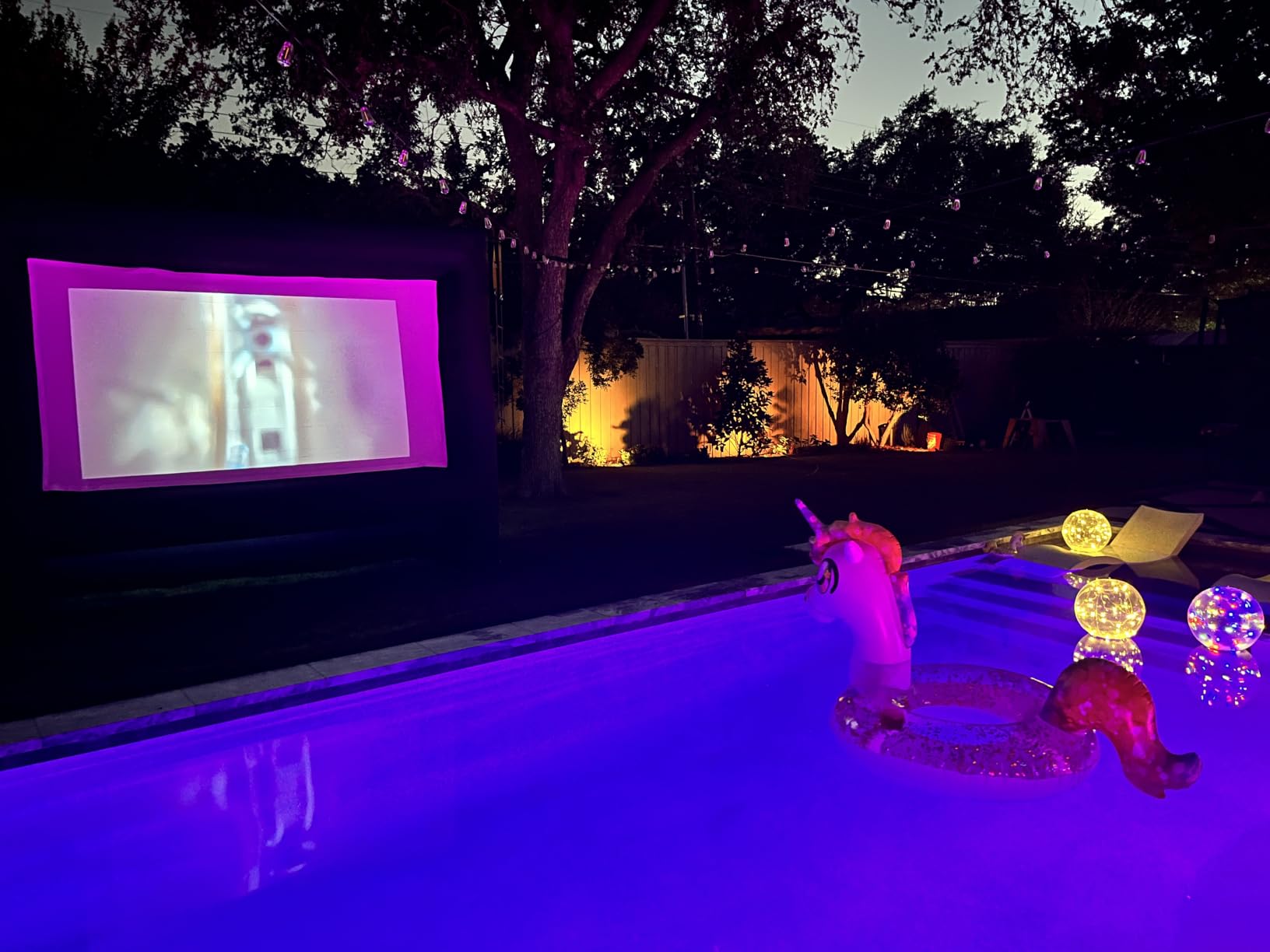 XHYCPY 16ft Inflatable Movie Screen with Air Blower Storage Bag - Front/Rear Projection, Easy Set Up for Backyard Movie Night, Theme Parties, Celebrations customer photo 1