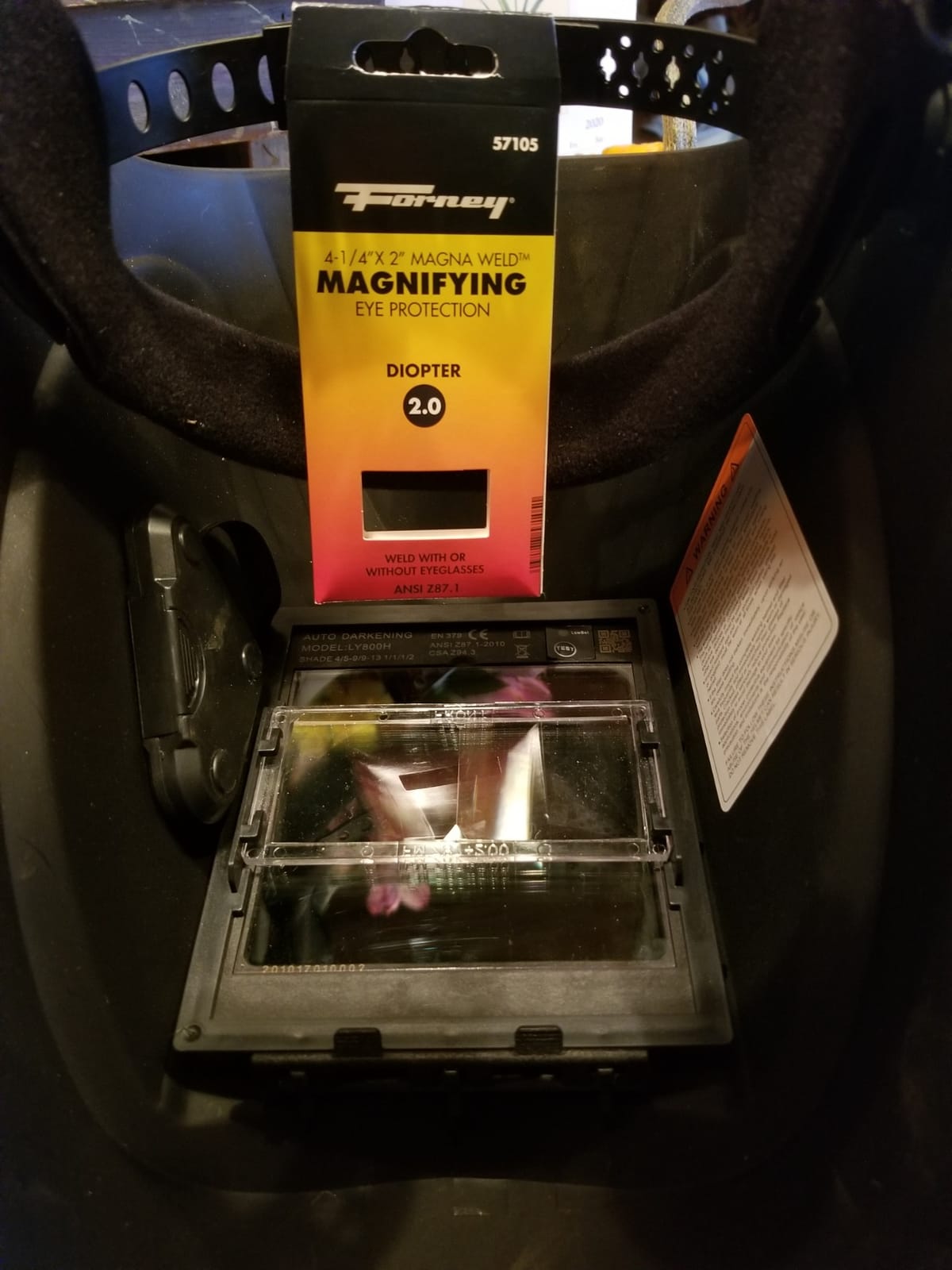 YESWELDER Auto Darkening Welding Helmet, Large View, LYG-M800H | 1/1/1/1 True Color, 4 arc sensors, 1/30000s response, shade 3/5-9/9-13 for WELD/CUT/GRIND, blue light blocking lens customer photo 2
