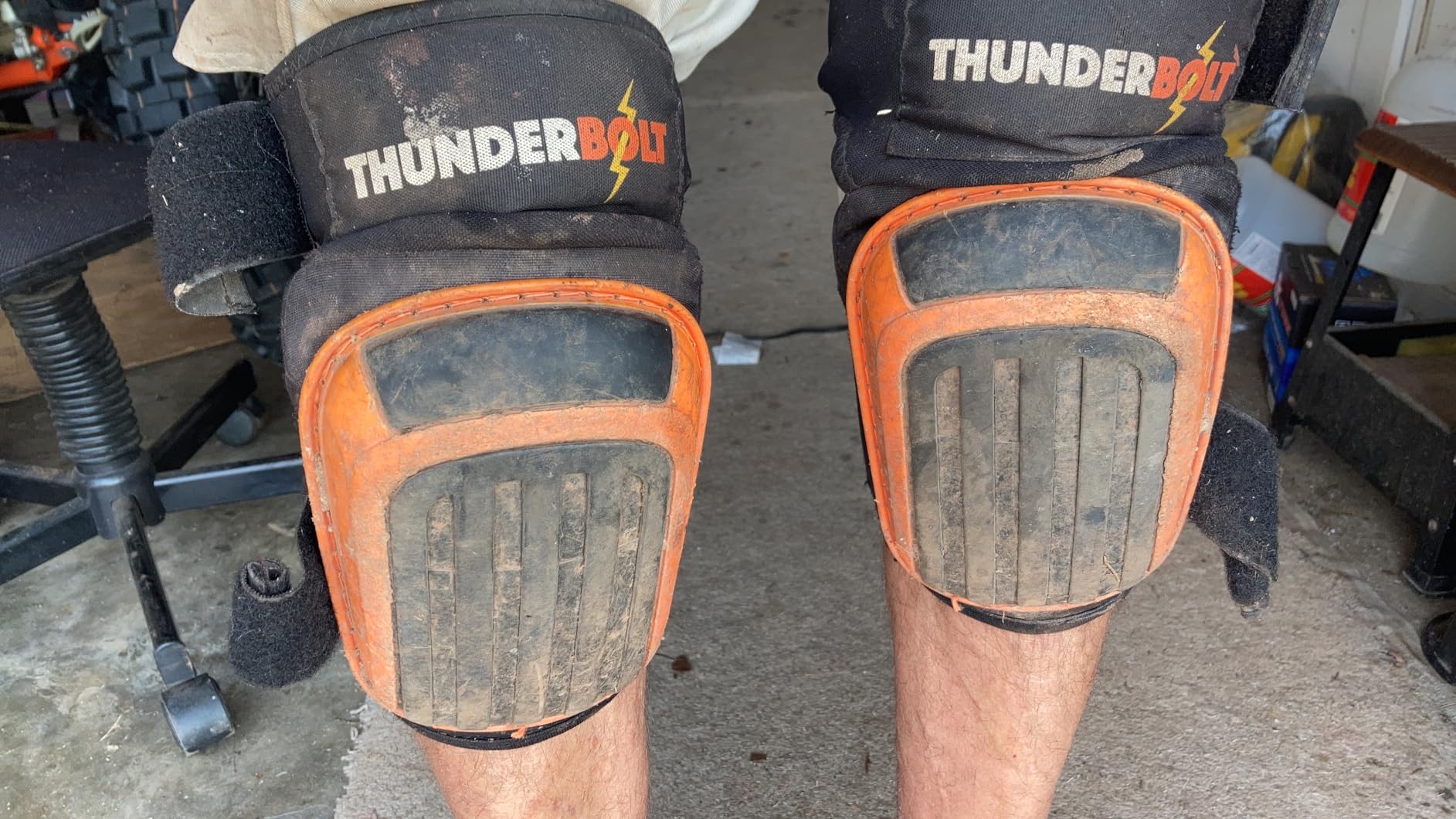 Thunderbolt Knee Pads for Men Construction Knee Pads for Work for Men and Women with Double Gel for Gardening Flooring Roofing Heavy Duty with Extra Thick Foam and Strong Adjustable Non-Slip Straps customer photo 2