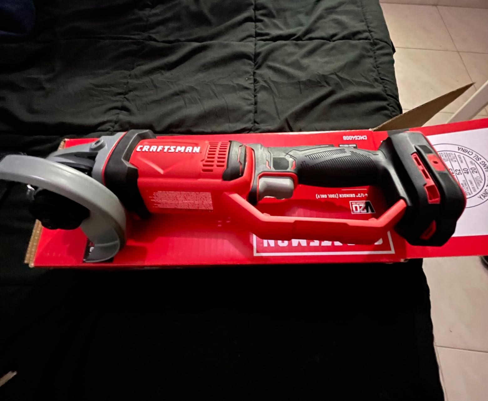 CRAFTSMAN V20 Angle Grinder, Small, 4-1/2-Inch, Tool Only (CMCG400B) customer photo 1