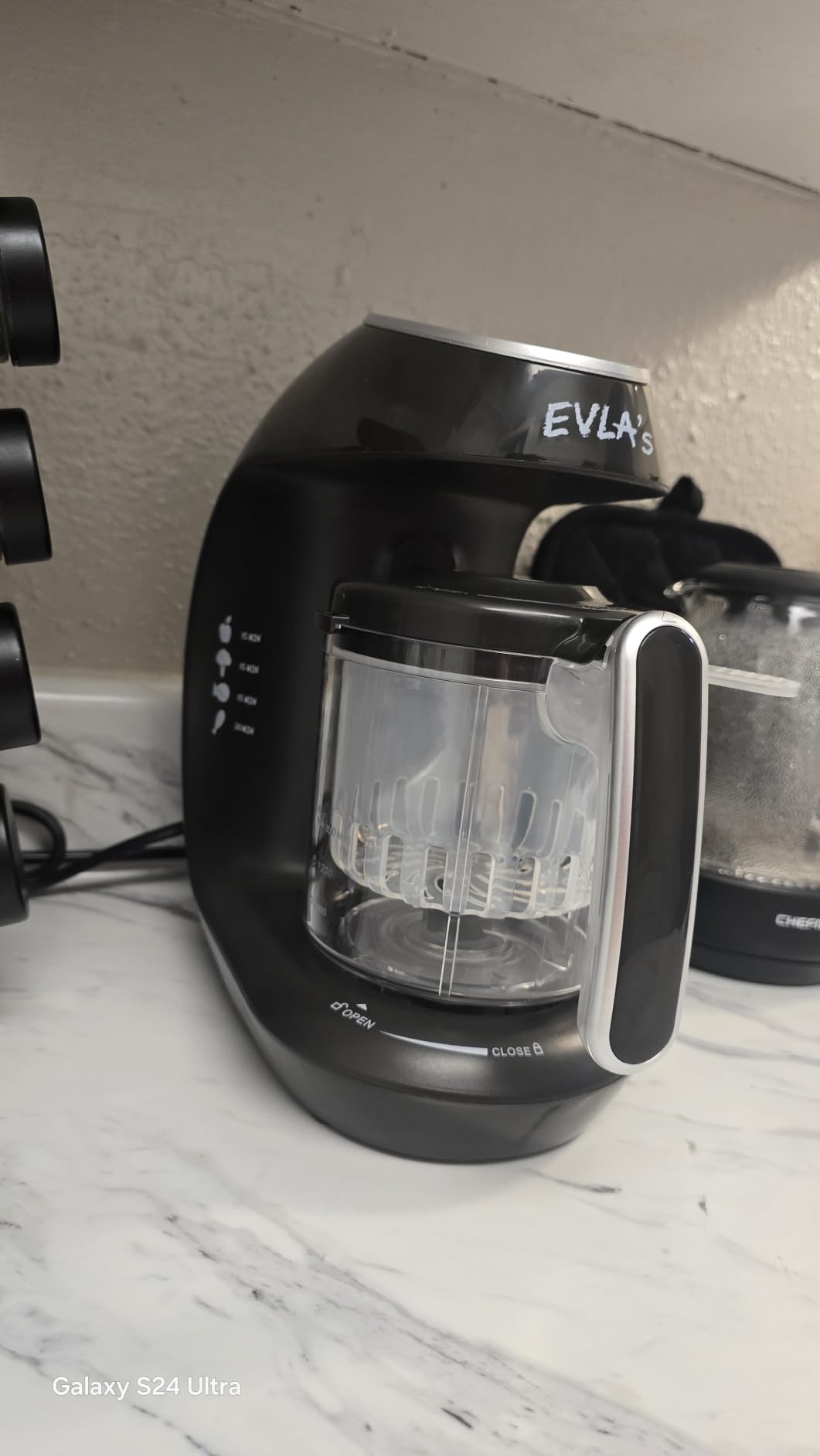 EVLA'S Baby Food Maker, Steamer, Blender, Baby Food Processor for Healthy Homemade Baby Food in Minutes, Touch Screen with 6 Reusable Food Pouches, Baby Registry Essential, White | Blend, Grind, Steam, and Cook Homemade Baby Food, Self Cleaning Machine with Touch Screen customer photo 2