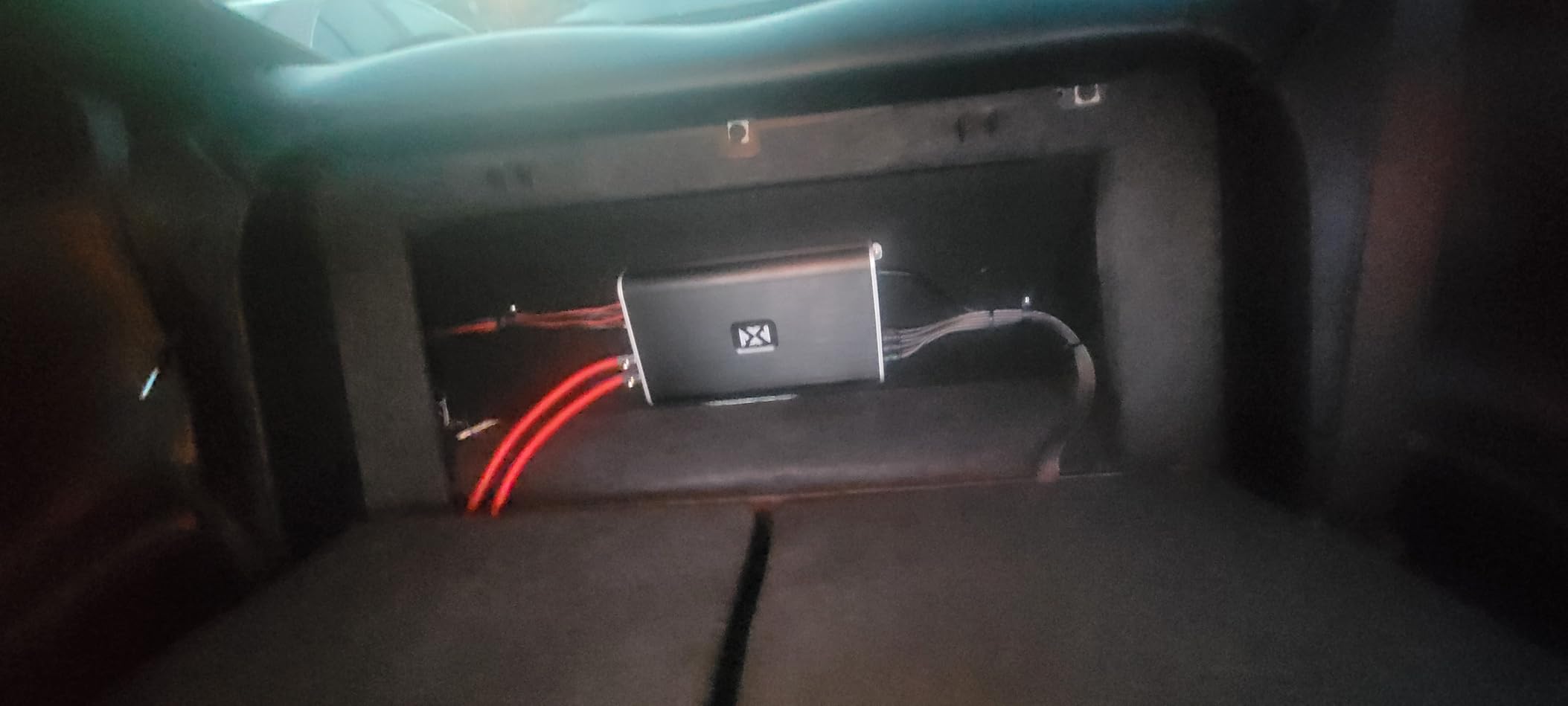 NVX VAD11005 v2 Model 5-Channel Class D Amplifier 2200W Peak, 1100W RMS | 2/4-ohm Stable, High/Low Pass X-Over, Bass Boost, Remote Subwoofer Bass Knob, for Car/Truck/Marine/UTV/Motorcycle customer photo 1