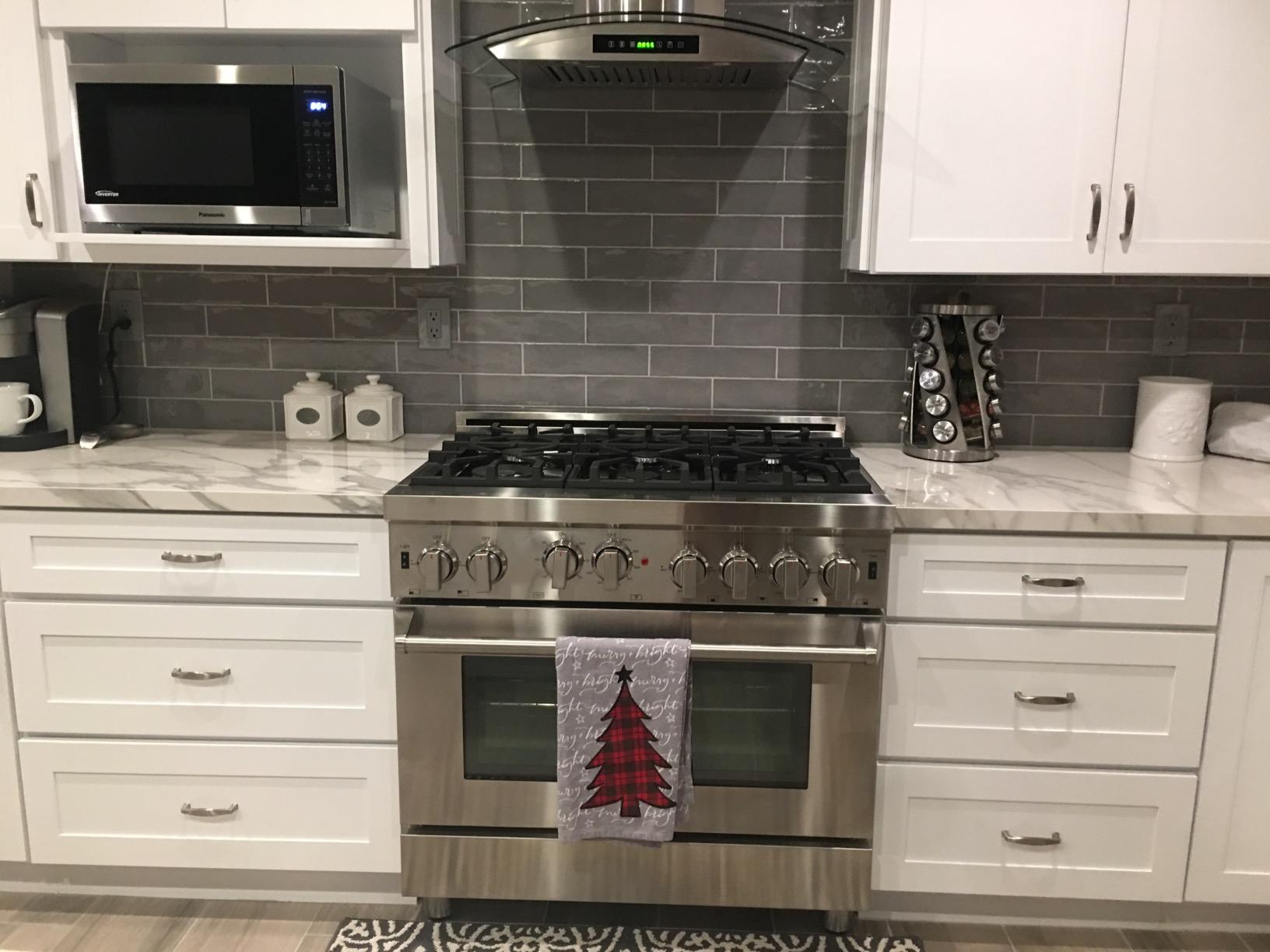 36 in. Vista Coll 5.4 cu ft 6 Burner Gas Range, Convection, Stainless Steel | Cosmo COS-GRP366 LED Light Panel, Cast Iron Grates, Auto Re-Ignition, Oven Fan Circulation, Liquid Propane Convertible customer photo 1