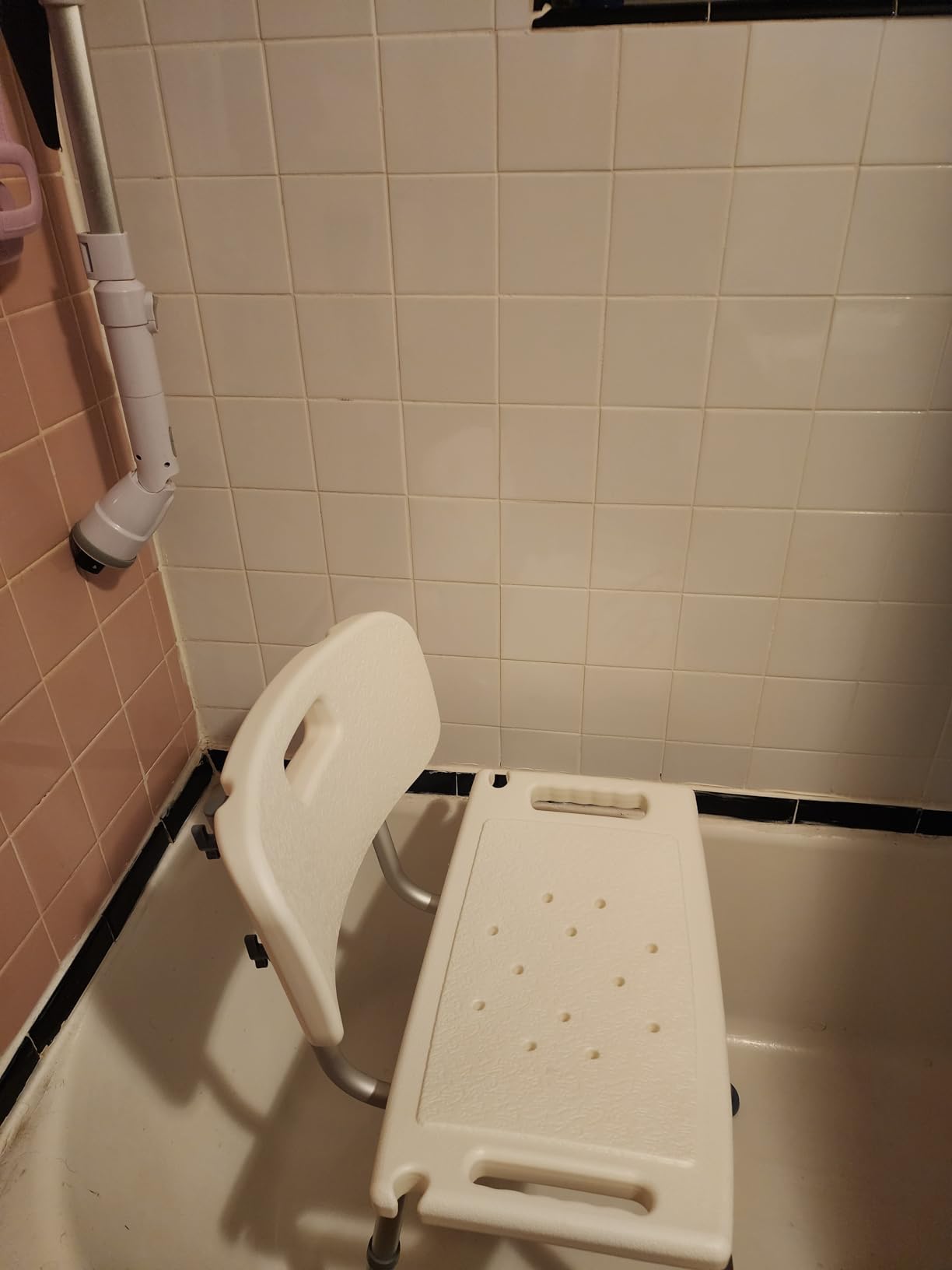 Vaunn Tool-Free Assembly Adjustable Shower Chair Spa Bathtub Seat Bench with Removable Back, Aluminum, White customer photo 2