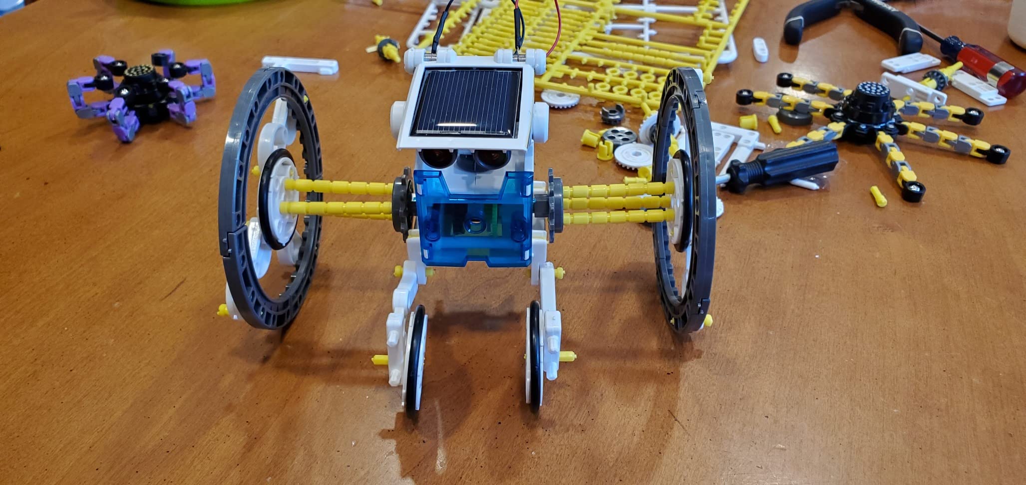 Teach Tech SolarBot.14, Transforming Solar Robot Kit, STEM Learning Toys for Kids 10+ customer photo 1