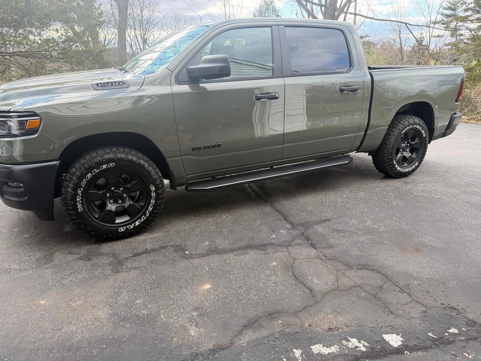 APS 6-inch (Black Stainless Steel Flat Style) Running Boards Nerf Bars Side Steps Step Rail Compatible with Ram 1500 2019-2026 Crew Cab customer photo 1