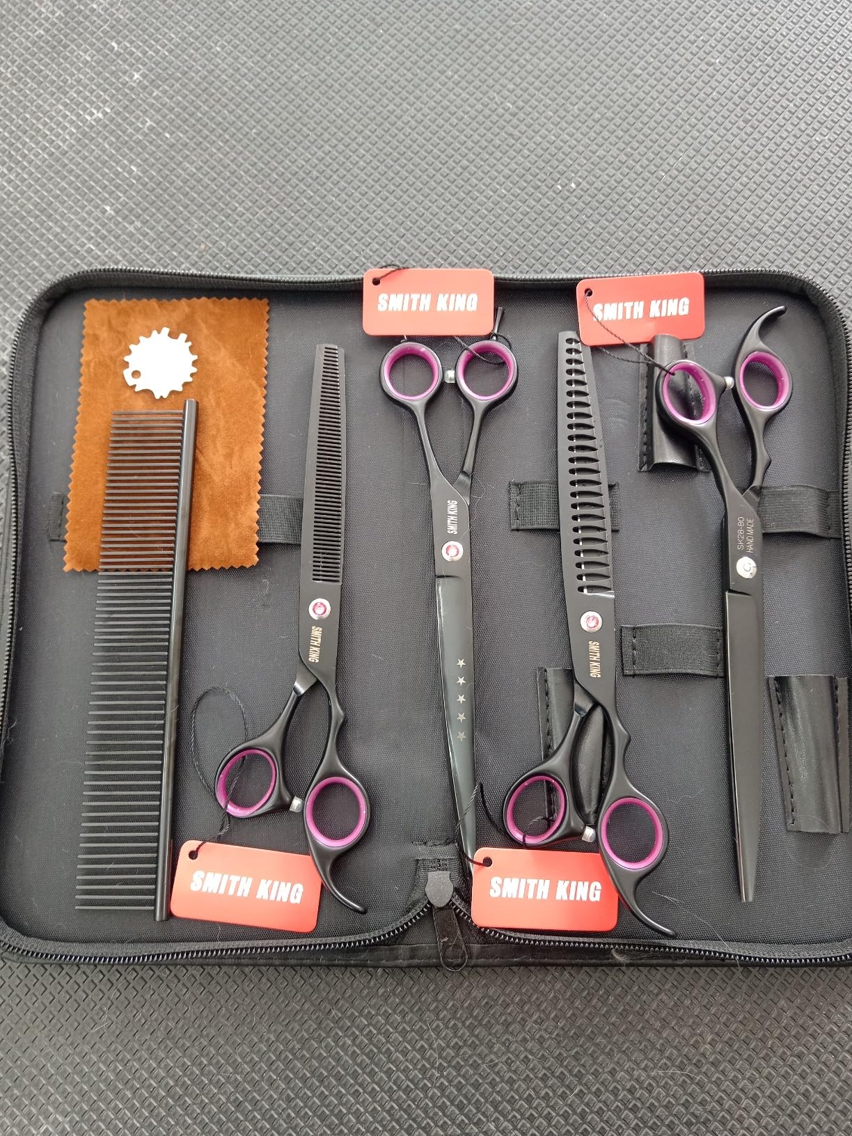 8.0 inches Professional Dog Grooming Scissors Set - Straight, Thinning, Curved & Chunkers 4pcs in 1 Set with Comb customer photo 1