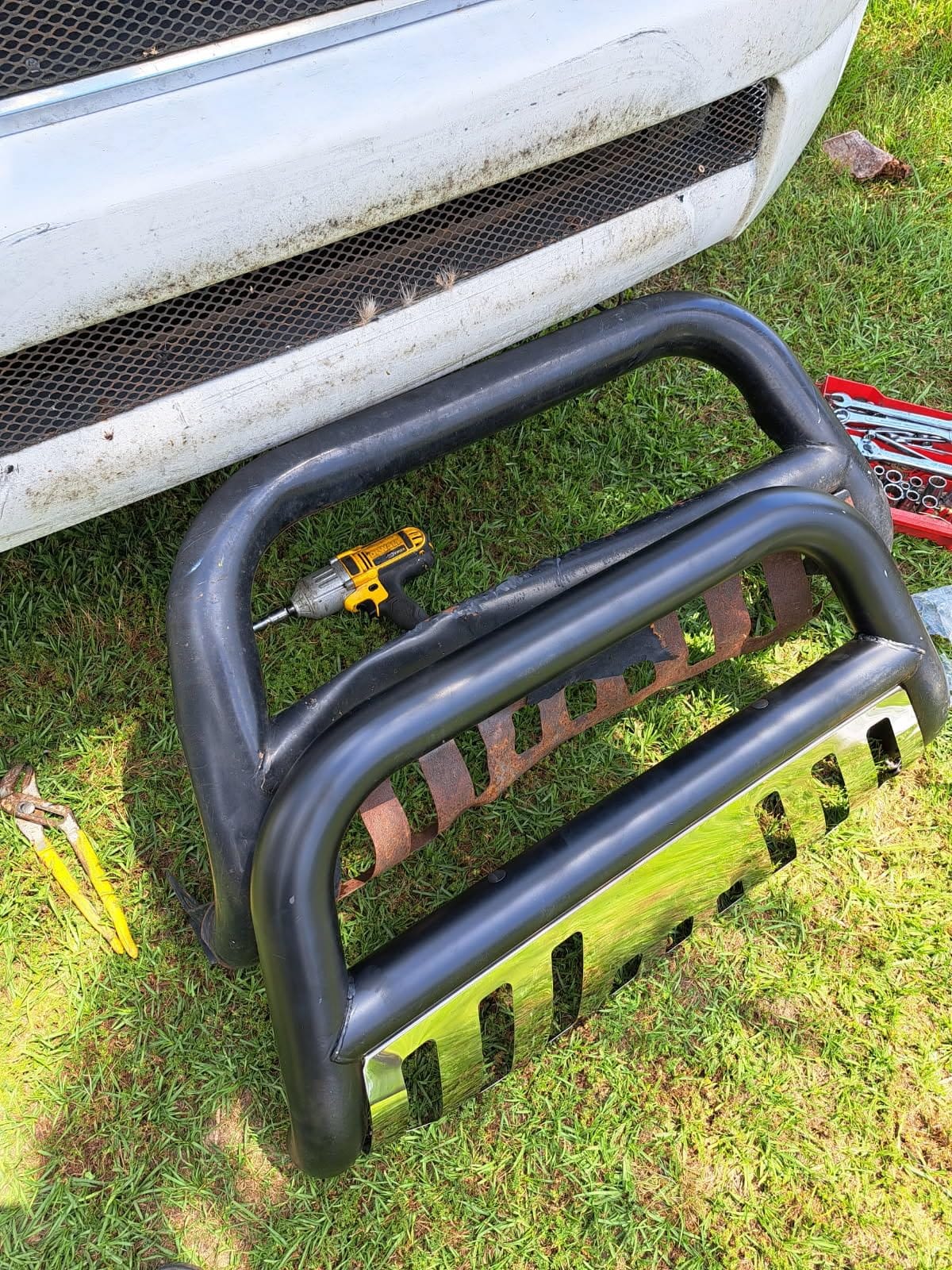ECOTRIC Bull Bar Compatible with 2005-2015 Toyota Tacoma 3