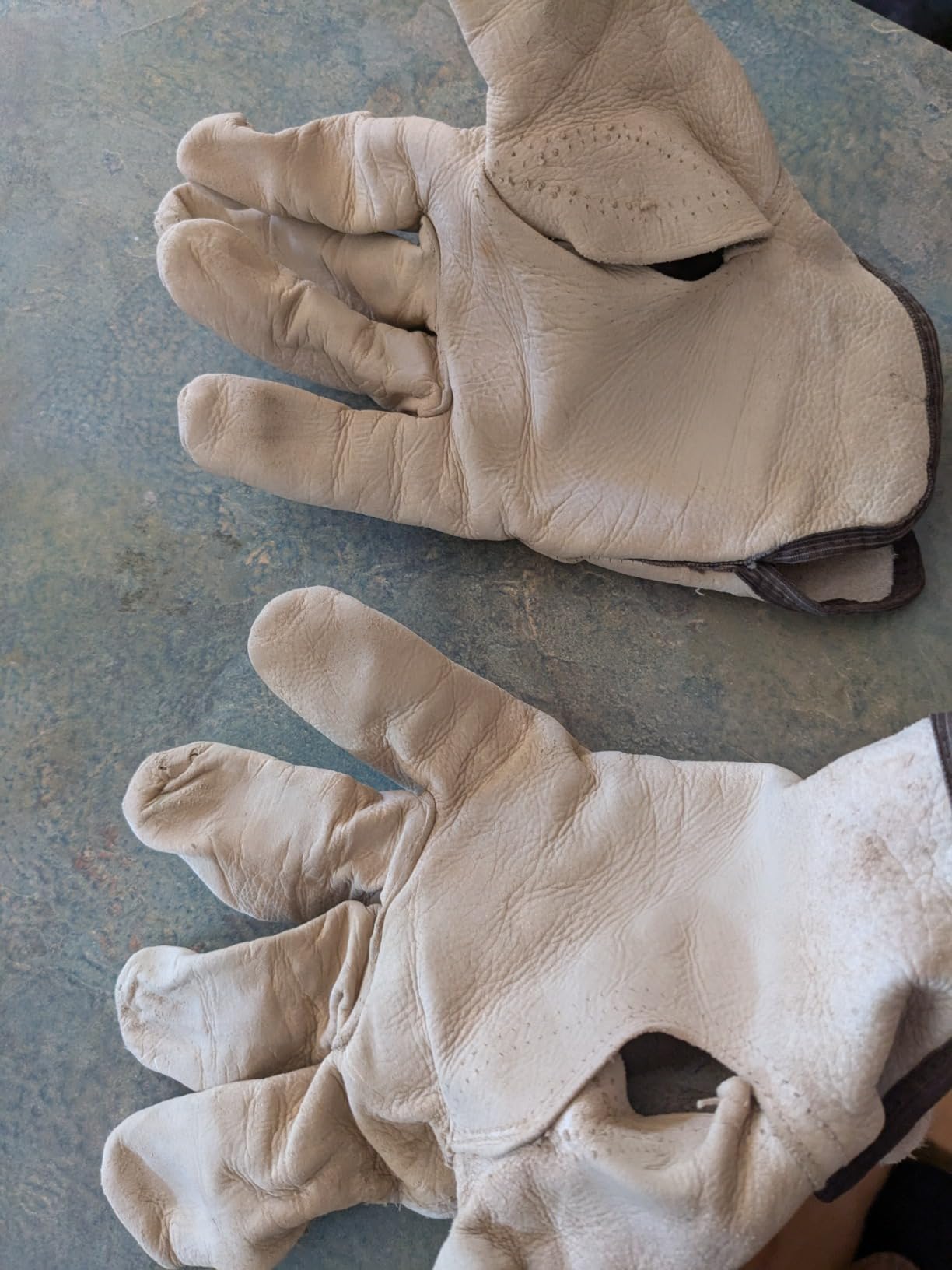 SAFEGEAR Cowhide Leather Work Gloves with Keystone Thumb | Driver Safety Gloves, For Men or Women, Truck Driving, Construction, Welding, Gardening customer photo 2
