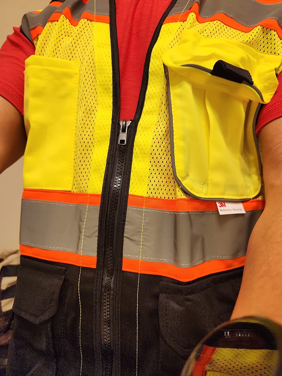 Dib Safety Reflective Safety Vest with Pockets Zipper, Yellow and Black L | Made with 3M Reflective Tape, ANSI Class 2 Compliant Mesh High Visibility Vest for Men Women customer photo 2