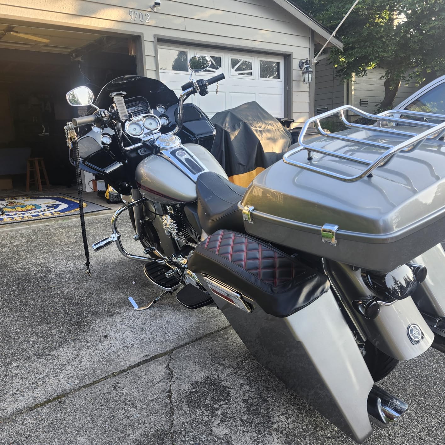 ECOTRIC Motorcycle Trunk Luggage Rack Trunk Rack Rail Compatible with Glide customer photo 1