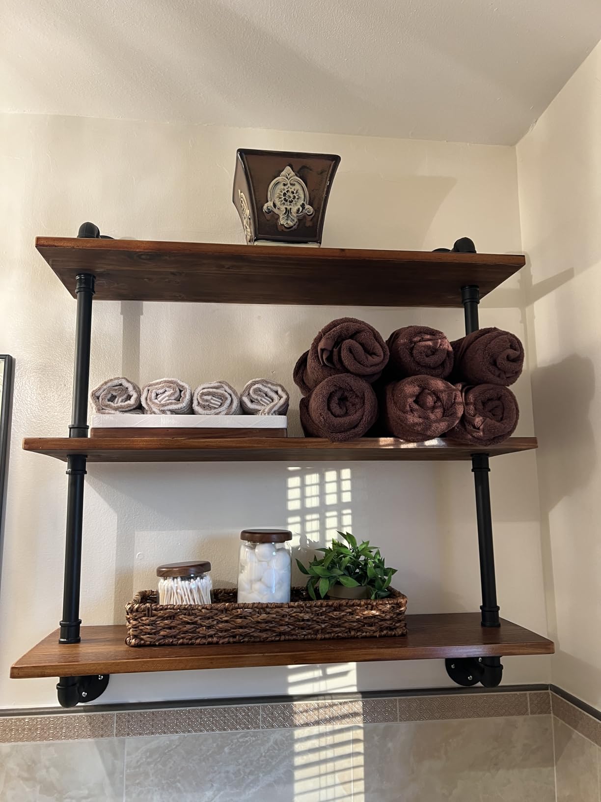 DR.IRON Industrial Pipe Shelves Wall Shelving Rustic Wood Shelf Storage Shelves 3 Tiers Wall Mount Pipe Design DIY Shelf Retro Wall Shelving (Black, 24