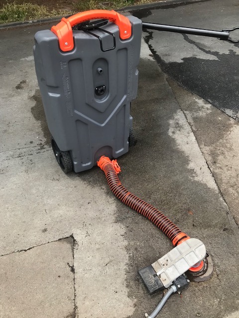 Camco Rhino 28-Gal RV Tote Tank - Steerable Front Wheels - Made in the USA | 2 Steerable No-Flat Front Wheels & Built-In Gate Valve - Removable 24