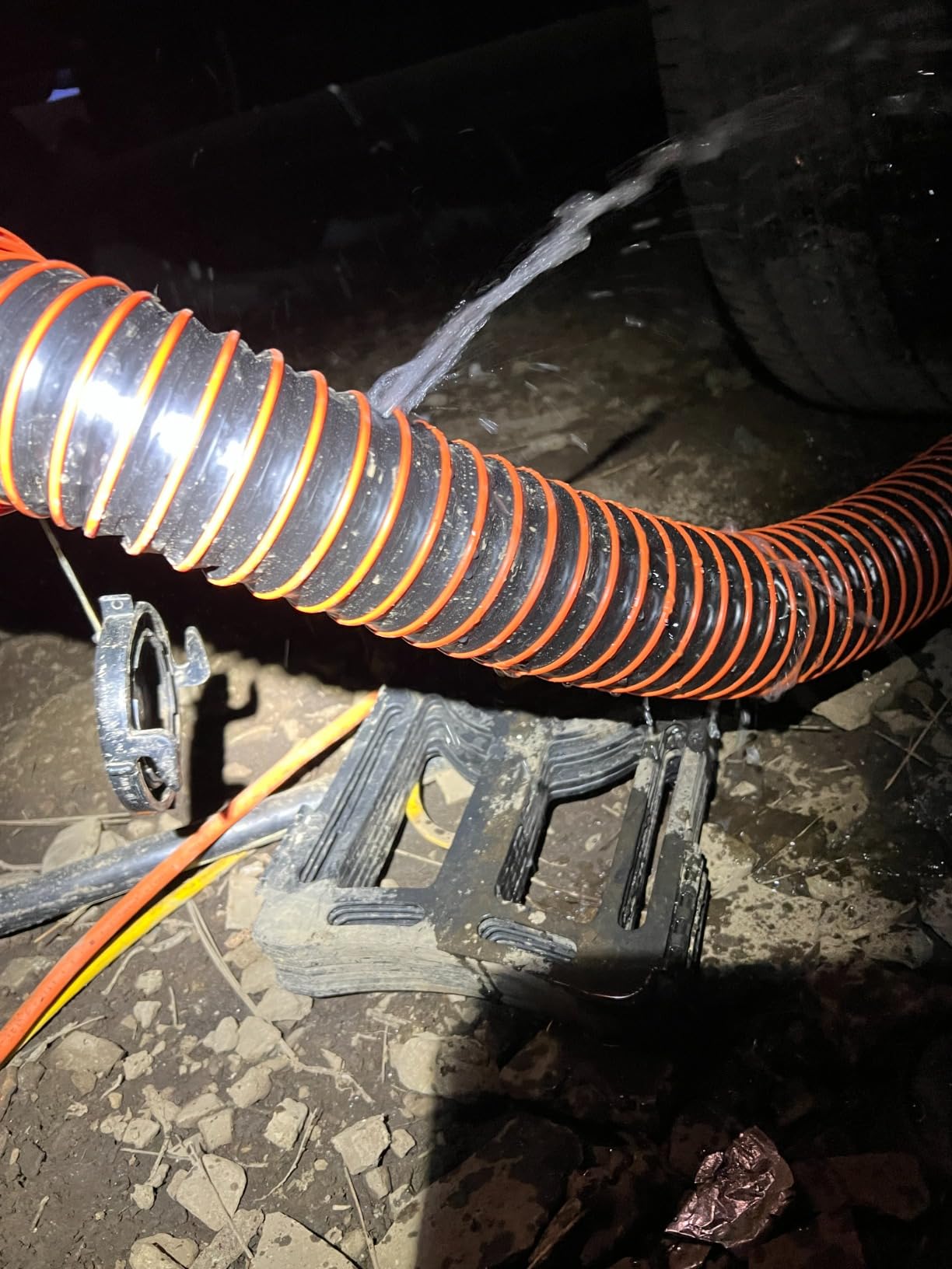 Camco RhinoEXTREME 20' Camper/RV Sewer Hose - RV Accessories Include 360° Clear Swivel Wye Fitting & Removable 4-in-1 Adapter for Storage and Organization & More - TPE Tech for Durability (21056) customer photo 1