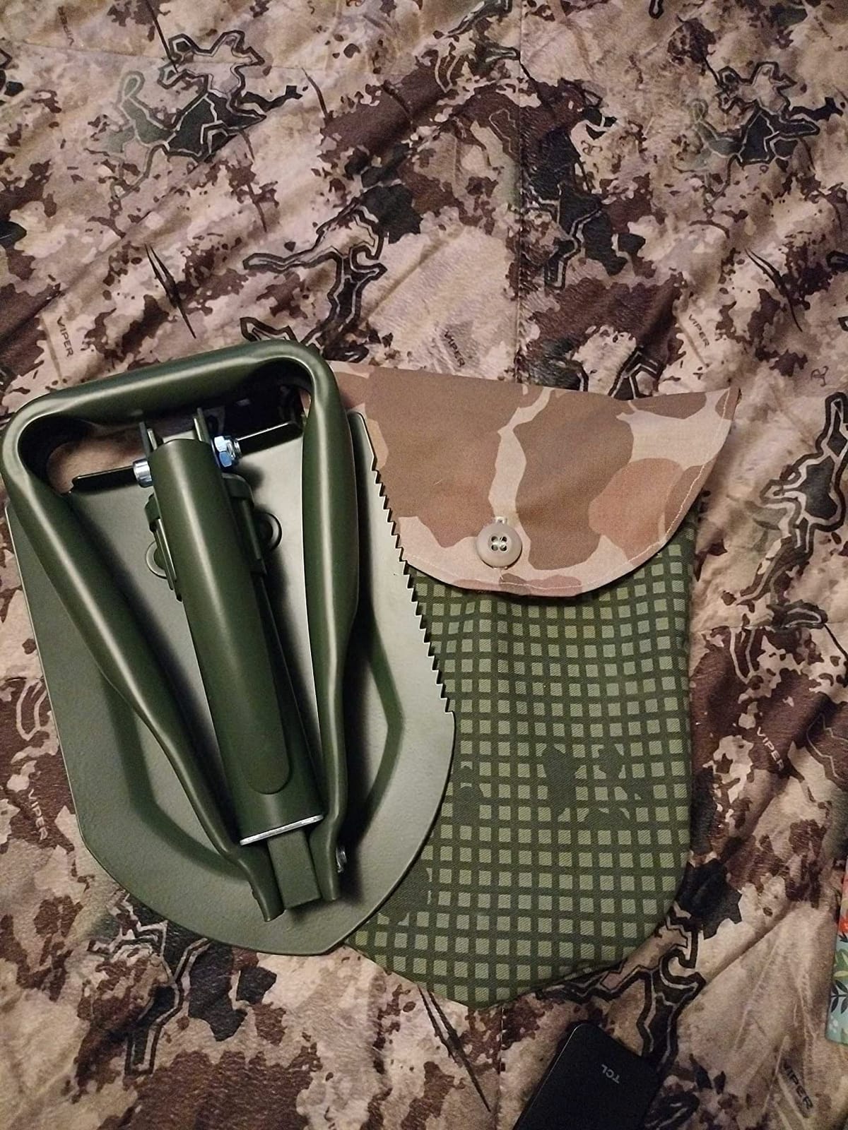 VIVOSUN Folding Camping Shovel, 22'' Survival Shovel with High Carbon Steel | Portable Small Shovel, Tactical Entrenching Tool for Hiking, Digging, Backpacking, Gardening, Off Road, Beach customer photo 2