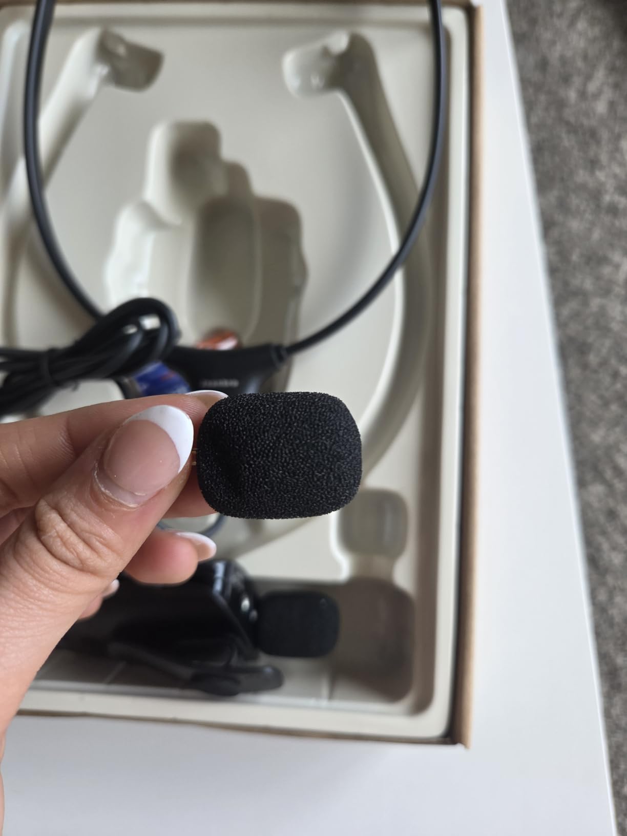 Personal Sound Amplifier for Seniors, Voice Enhancement Devices, Pocket Sound Amplifiers for Elderly People, Adults, 50dB Gain, with Headphones & Earbud, 3 Types Mics, 3 Tone, Volume Control customer photo 1