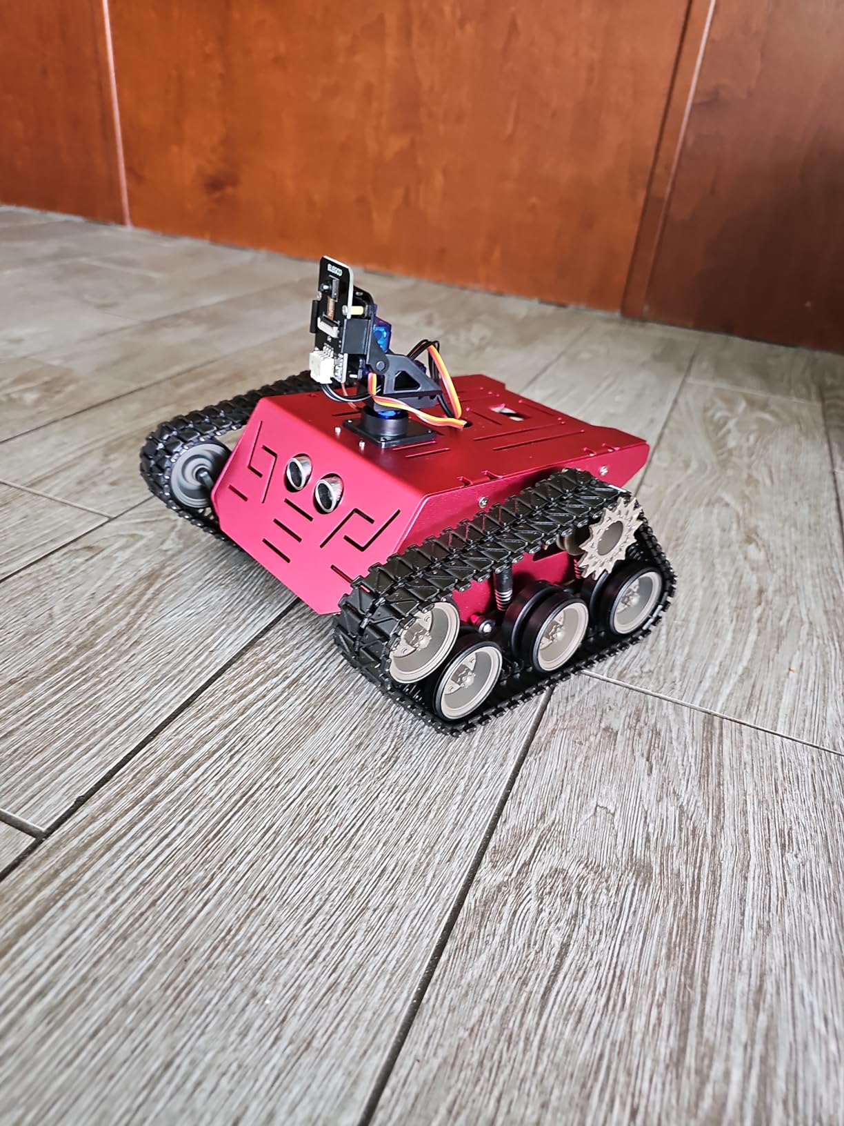 ELEGOO Conqueror Robot Tank Kit with UNO R3, Compatible with Arduino | WiFi FPV Camera, Obstacle Avoidance, Line Tracking Mode, STEM Toys & Projects for Kids, Remote Control, Auto-follow customer photo 2