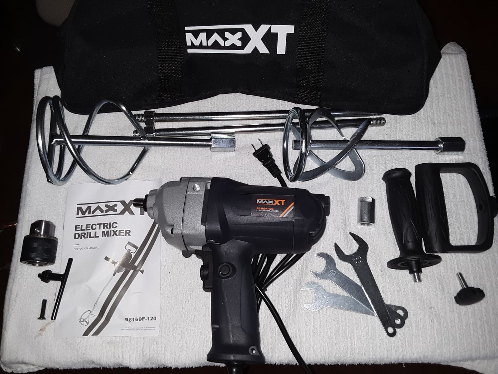 MAXXT Drill Mixer Set with Spade Handle 1/2 inch Electric Corded Mixing Drill Machine 9A Motor Concrete Mud Mixer customer photo 1