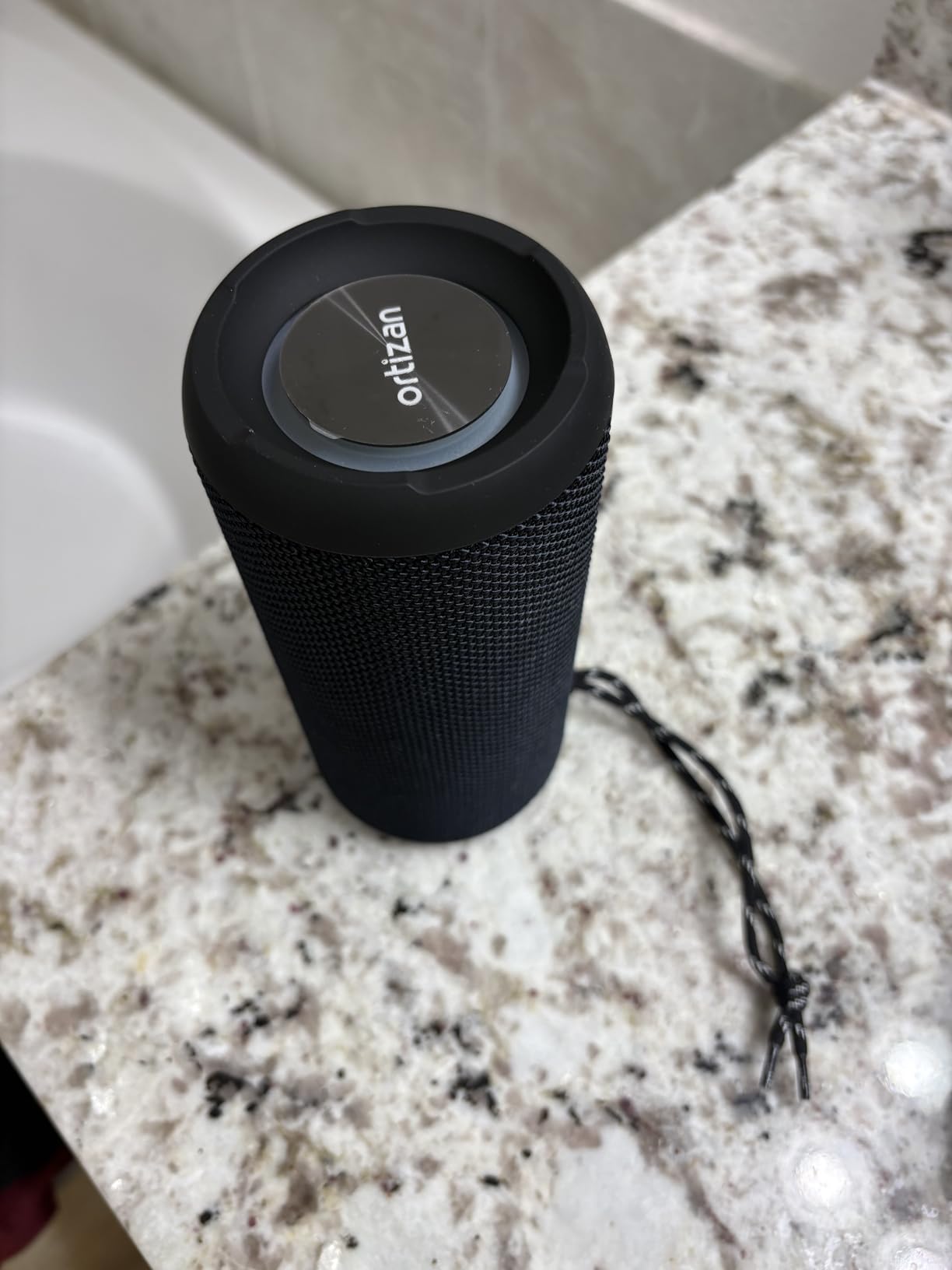 Ortizan Portable Bluetooth Speaker (1st Gen), IPX7 Waterproof, Wireless, Big Sound and Deep Bass, TWS Pairing, 30Hrs of Playtime, for Home/Party/Outdoor/Beach, Birthday Gifts for Men Women - Black customer photo 2