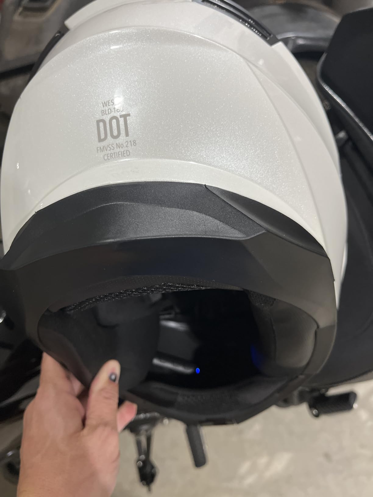 Motorcycle Helmet Bluetooth Headset Speakers with Good Sound,Loud,50 Hours Use,Large Button for Gloves,Fast and Stable Connection,Answer Automatically,Voice Assistant,IPX7 Waterproof,Easy Install customer photo 1