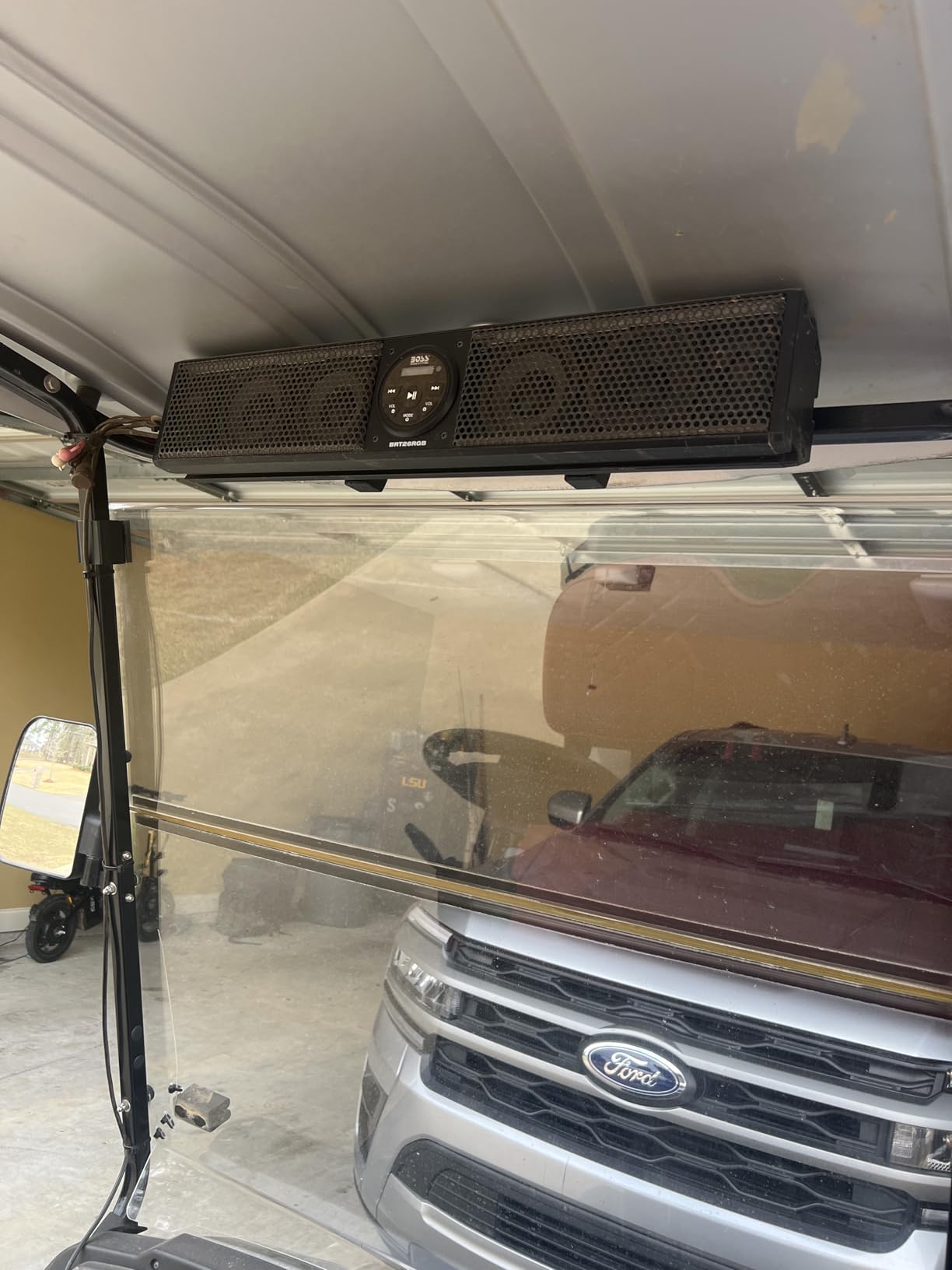 BOSS Audio Systems BRT26RGB IPX5 Weatherproof Bluetooth ATV Sound Bar - 26 Inches Wide, 4 inch Speakers, Tweeters, Amplified, Multicolor Illumination customer photo 1