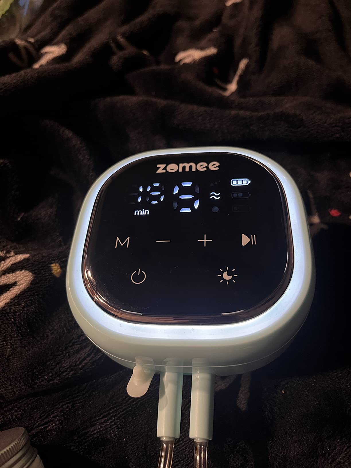 Zomee Z2 Double Electric Breast Pump - with Expression, Massage, and 2-Phase Modes - Hospital Grade Rechargeable, Portable, Hands Free Wearable Breast Pump | 260 mmHg, 3 modes, 9 levels customer photo 2