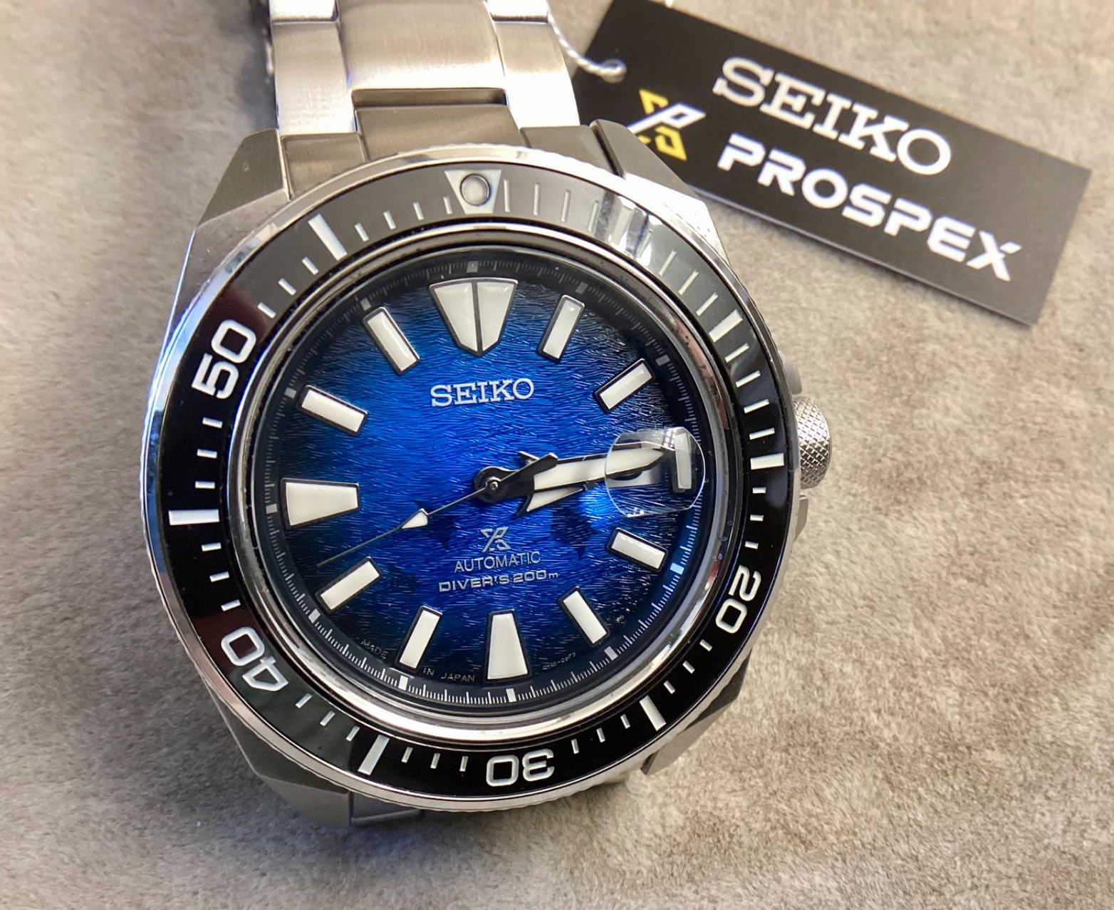 SEIKO SRPE33 Automatic Dive Watch for Men - Prospex Special Edition - LumiBrite Hands, Unidirectional Bezel - Water Resistant 200M customer photo 2