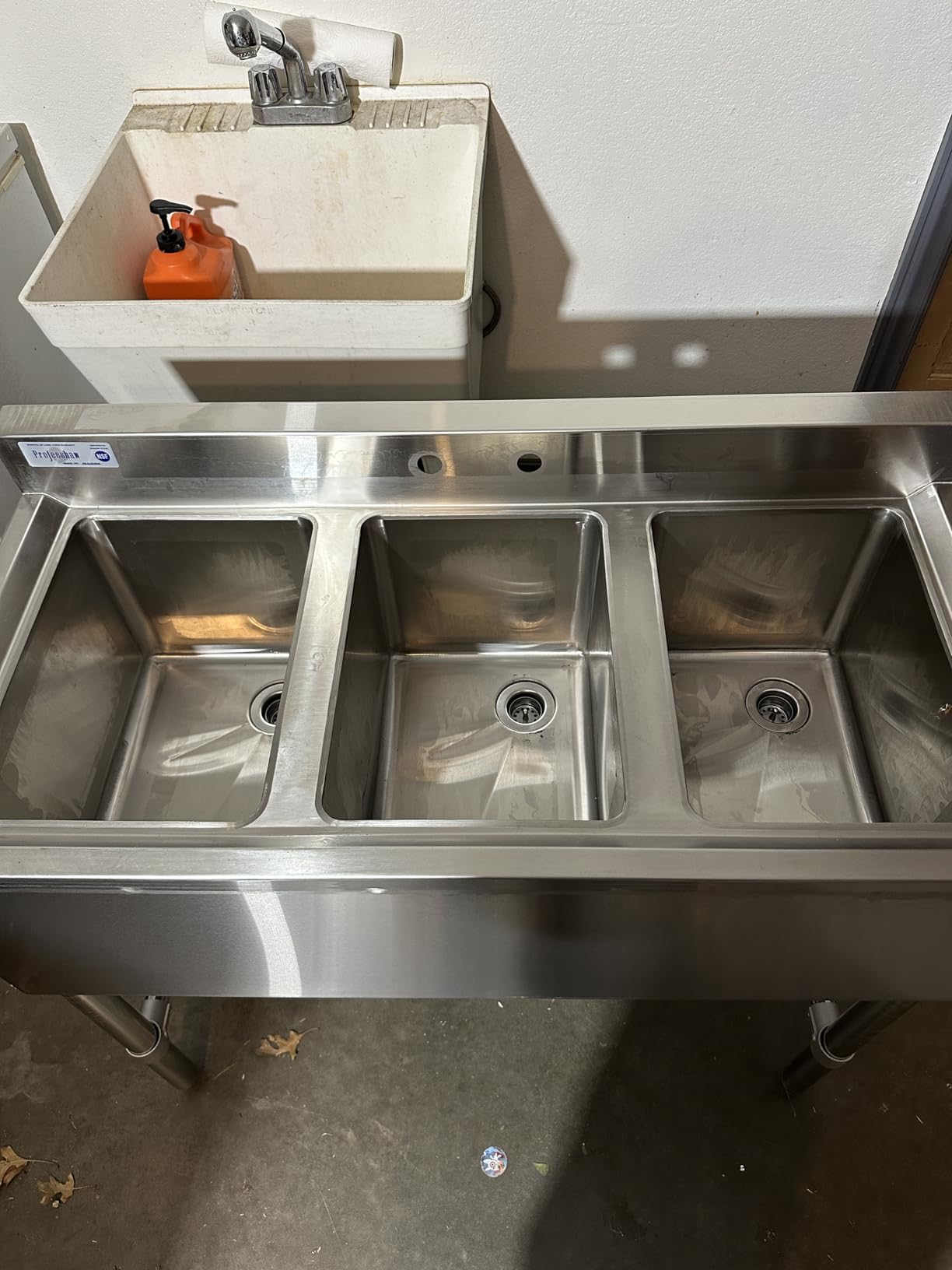 Profeeshaw NSF 3 Compartment Sink Commercial of 304 Stainless Steel Basin | 18-gauge, with Backsplash and 10''x14''x10'' Bowl, Utility Basin for Kitchen, Restaurant, Bar, Utility Room and Garage customer photo 1