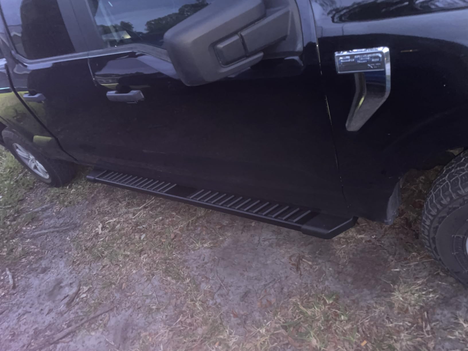 COMNOVA Pair Running Board Nerf Bar Compatible with 15-26 Ford F150 Superduty Crew Cab (4 Full Size Doors) Rocker Slider Side Steps, Width 6 Inches V Style with OE Style Brackets customer photo 1