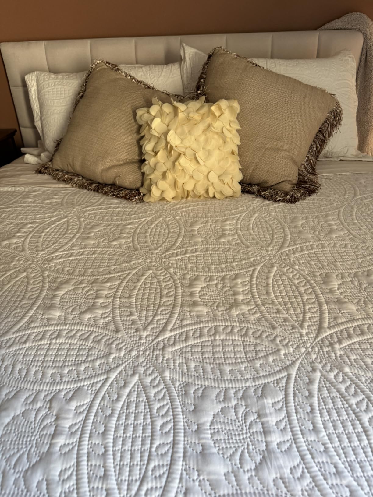 Love's cabin Quilts for Queen Bed Blue Bedspreads - Soft Bed Summer Lightweight Bedspread Comforter - Modern Style Coin Pattern Coverlet for All Season - 3 Pieces (1 Quilt, 2 Pillow Shams) customer photo 1