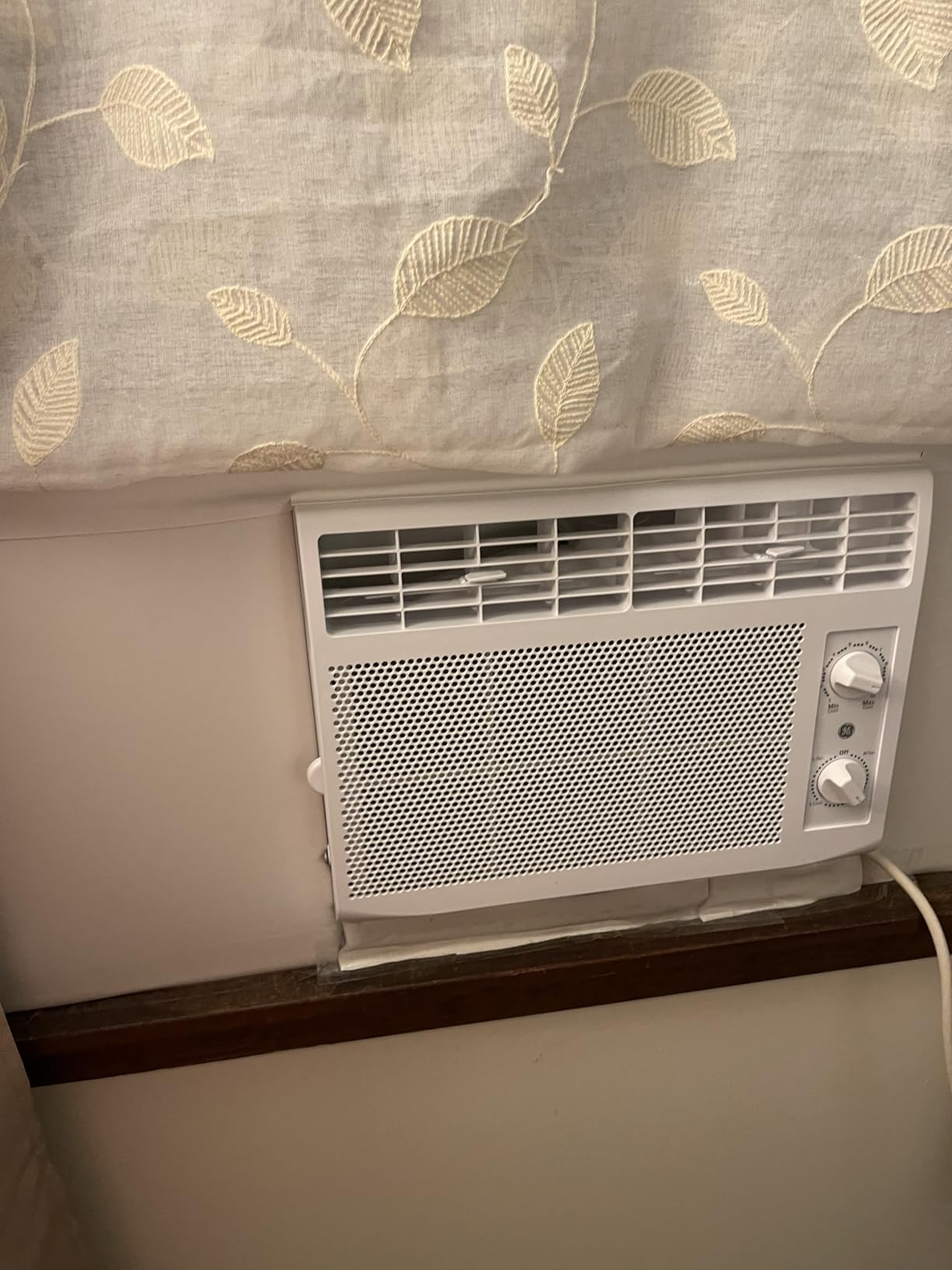 Breeze Stop Surround Insulation Side Panels White for Window AC Unit Indoor Air Conditioner Cover for Winter and Summer customer photo 1