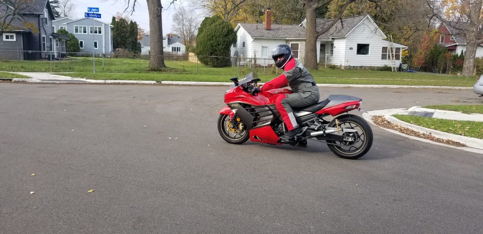 Shoei RF-1400 Dedicated 2 Full Face Motorcycle Helmet customer photo 1