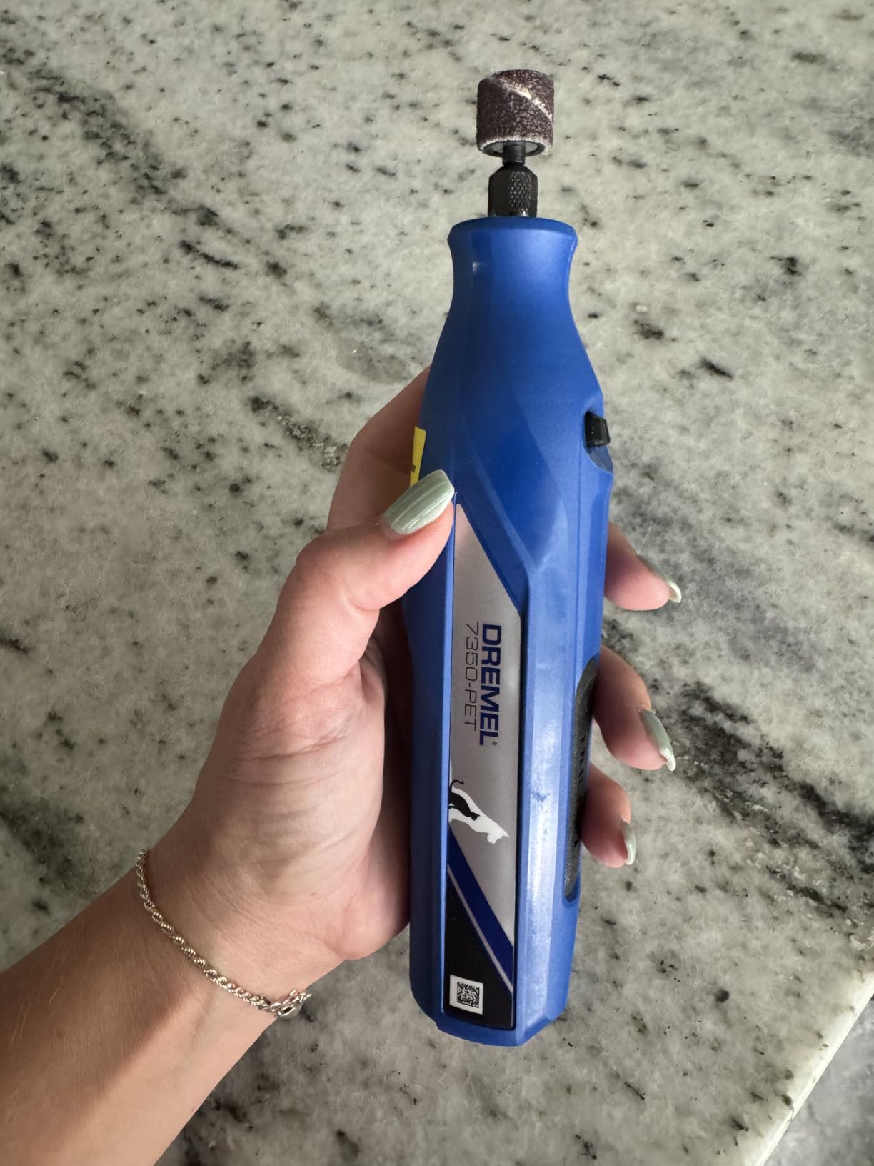 7350-PET 4V Pet & Dog Nail Grinder, Easy-To-Use & Safe Nail Trimmer, Professional Pet Grooming Kit - Works on Large, Medium, Small Dogs & Cats customer photo 1
