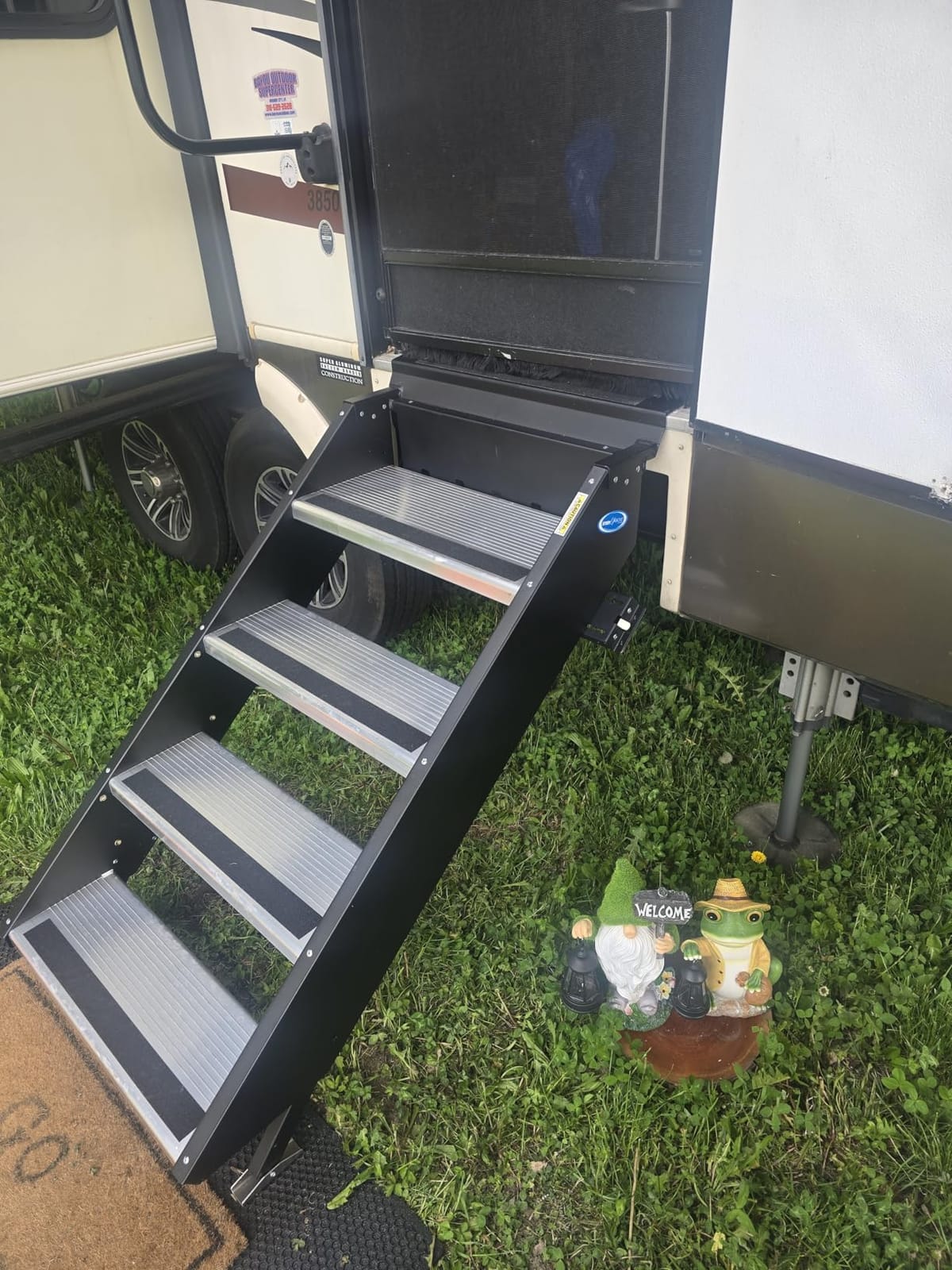 MORryde - STP-213 Step Above 2nd Generation RV Entry Step customer photo 1