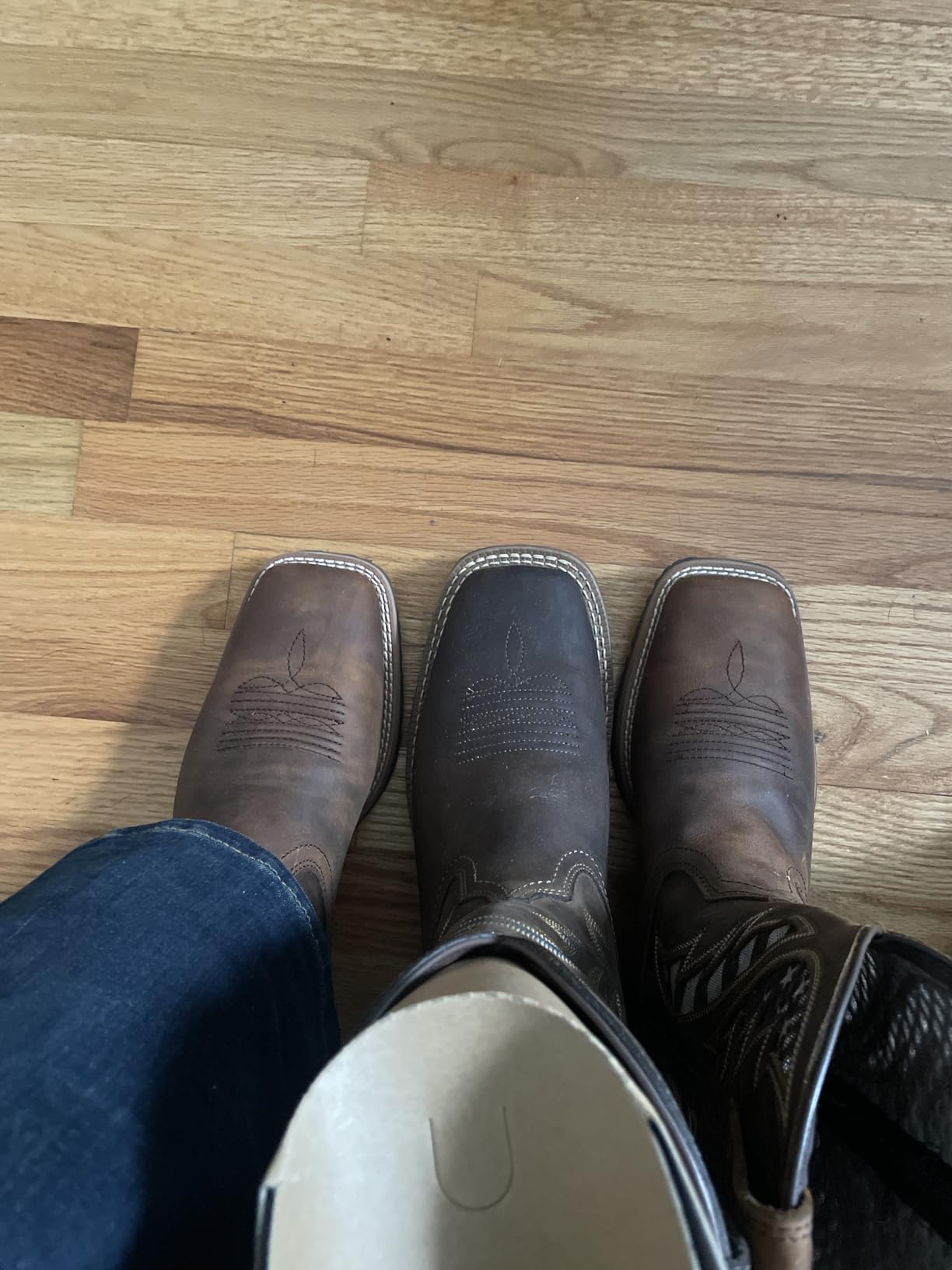 Ariat Men's Hybrid VentTEK Western Boot customer photo 1