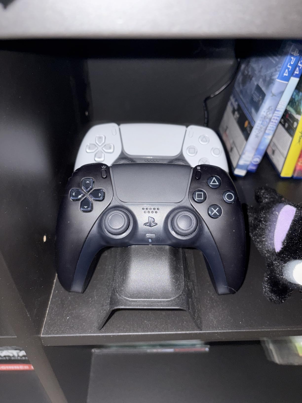 NexiGo Enhanced PS5 Controller Charger with Thumb Grip Kit customer photo 1