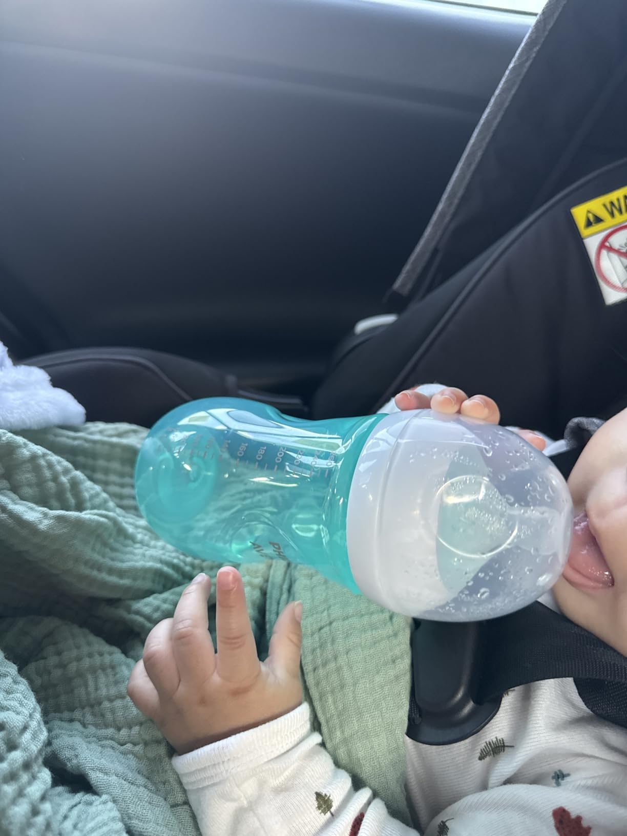 Philips Avent Natural Baby Bottle Gift Set, Teal, BPA-Free, 9 oz, 2-Pack | 2 Ultra Air Pacifiers customer photo 1