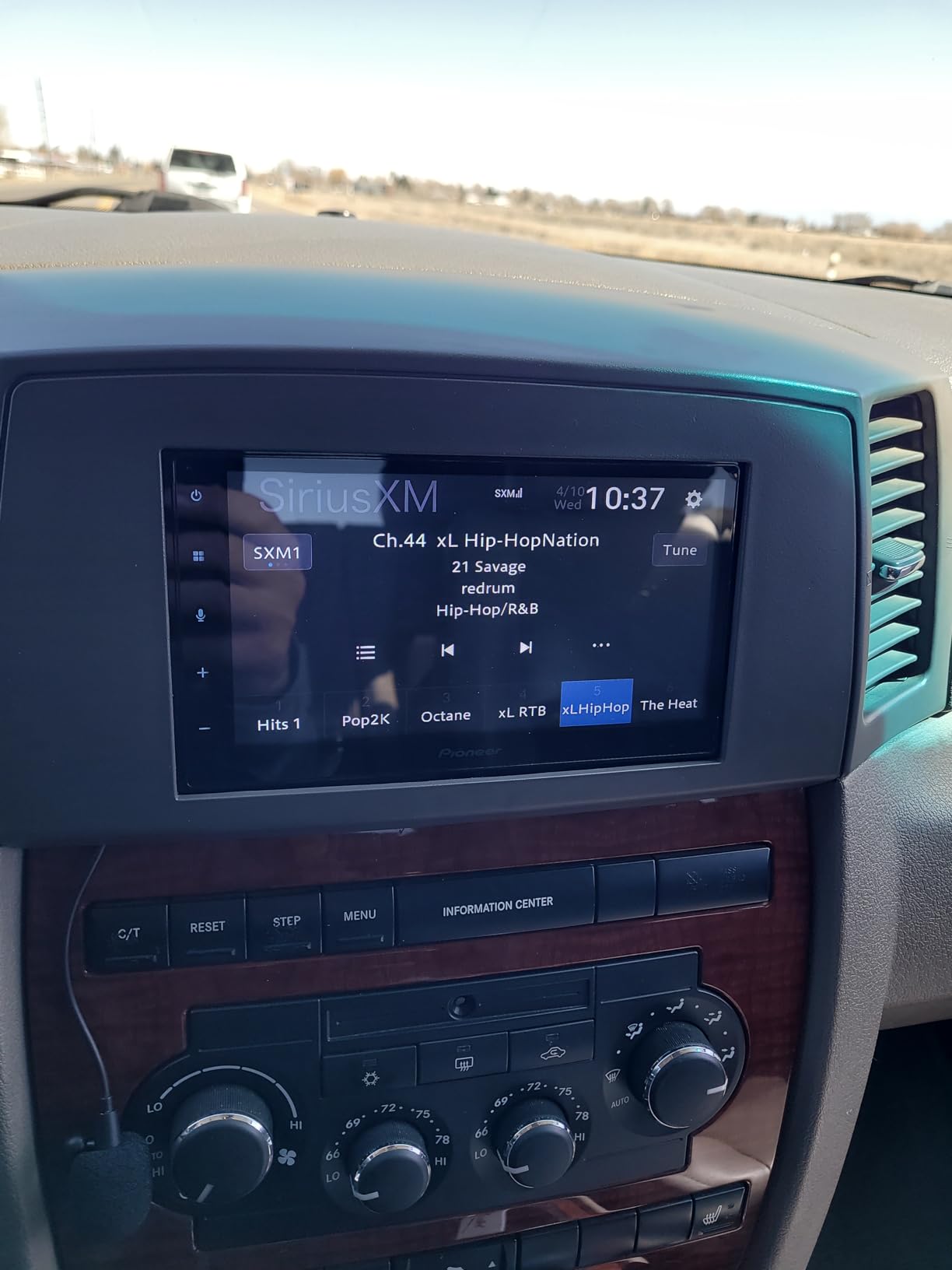 Pioneer DMH-1770NEX 6.8
