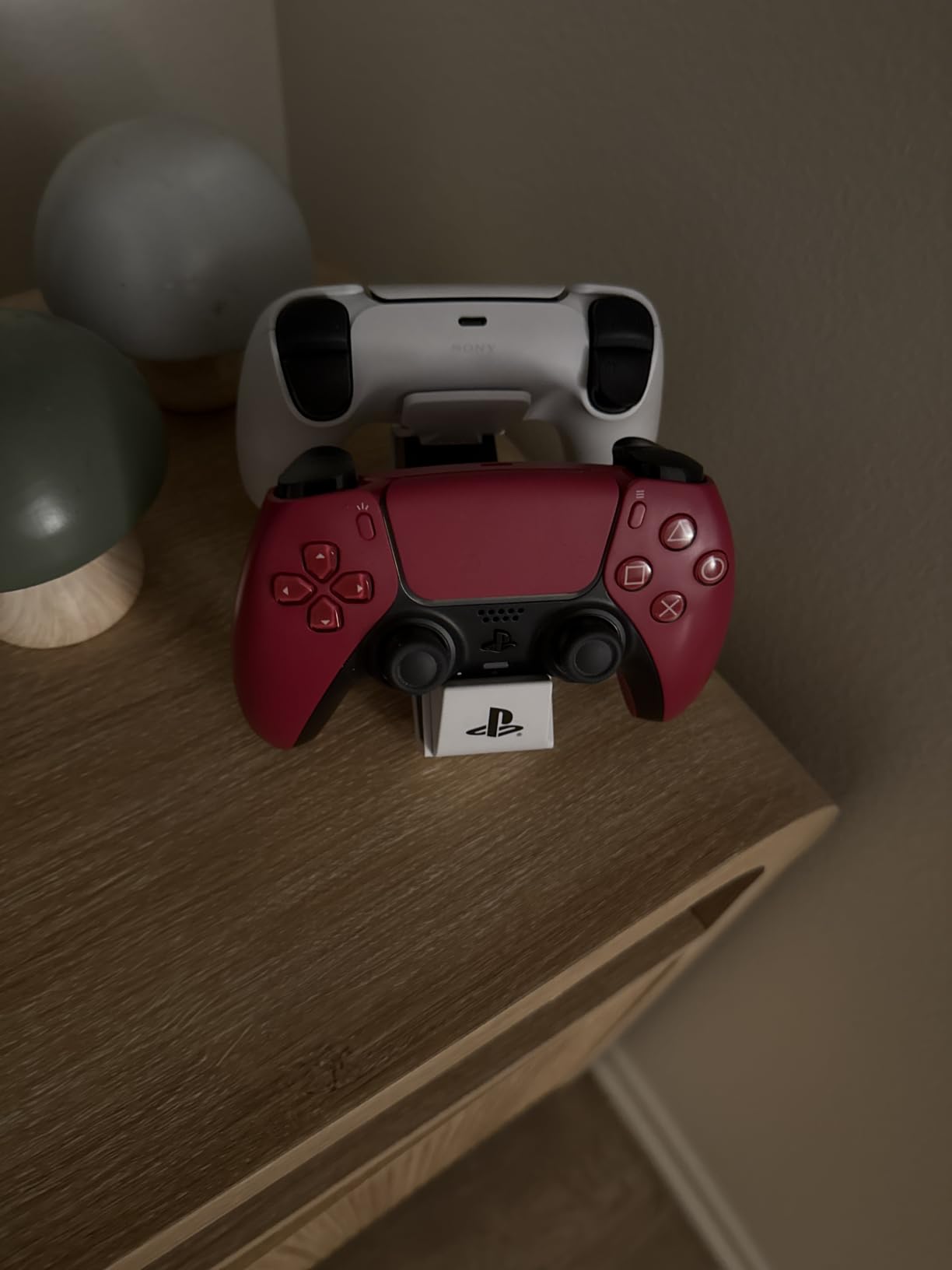 PowerA Twin Charging Station for Dualsense Wireless Controllers customer photo 1