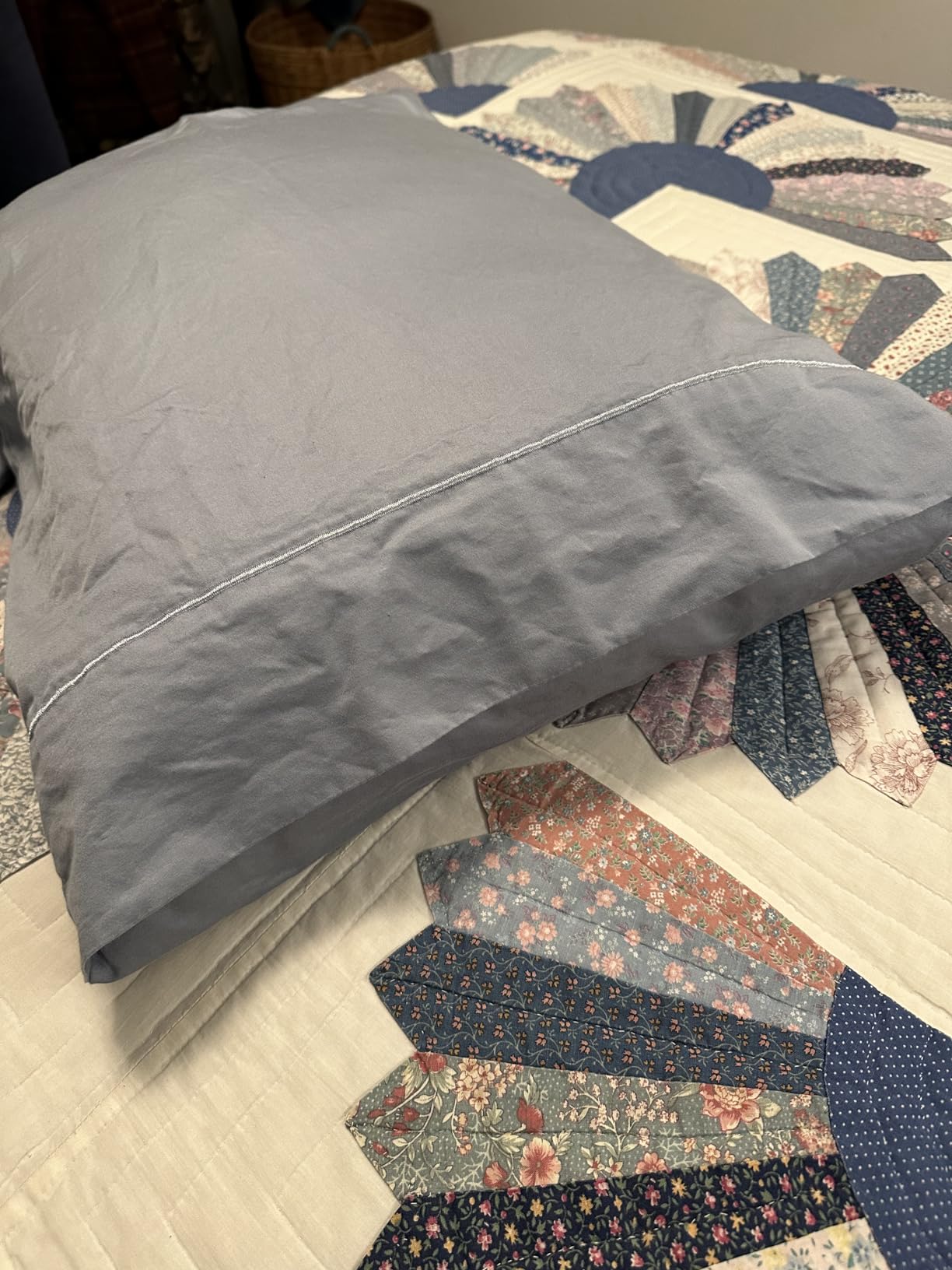 LANE LINEN 100% Egyptian Cotton Ultra Soft Queen Size Sheets Set, Mercerized Silky Sateen Weave, Fully Elasticized Fitted Sheet with French Seam, Hotel Quality Thick Luxury Bed Sheets - Riviera Mist customer photo 2