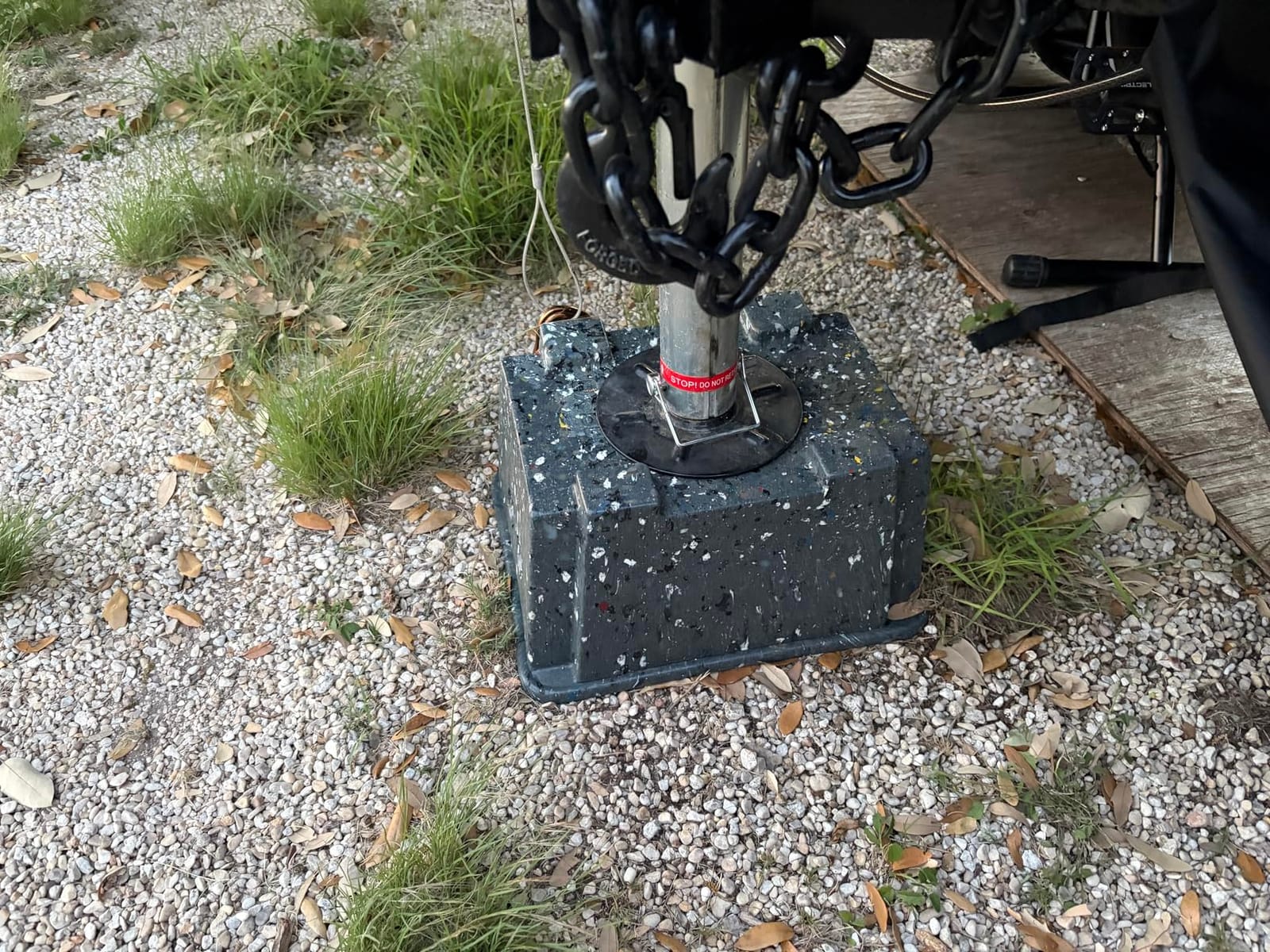 OX BLOX Heavy Duty Trailer Jack Block - 10,000 lb Capacity - Made in USA | RV Leveling Blocks & Stabilizer Pads; 100% Recycled Plastic; For Tongue Jack, 5th Wheel, Camper, Travel Trailer & More customer photo 2