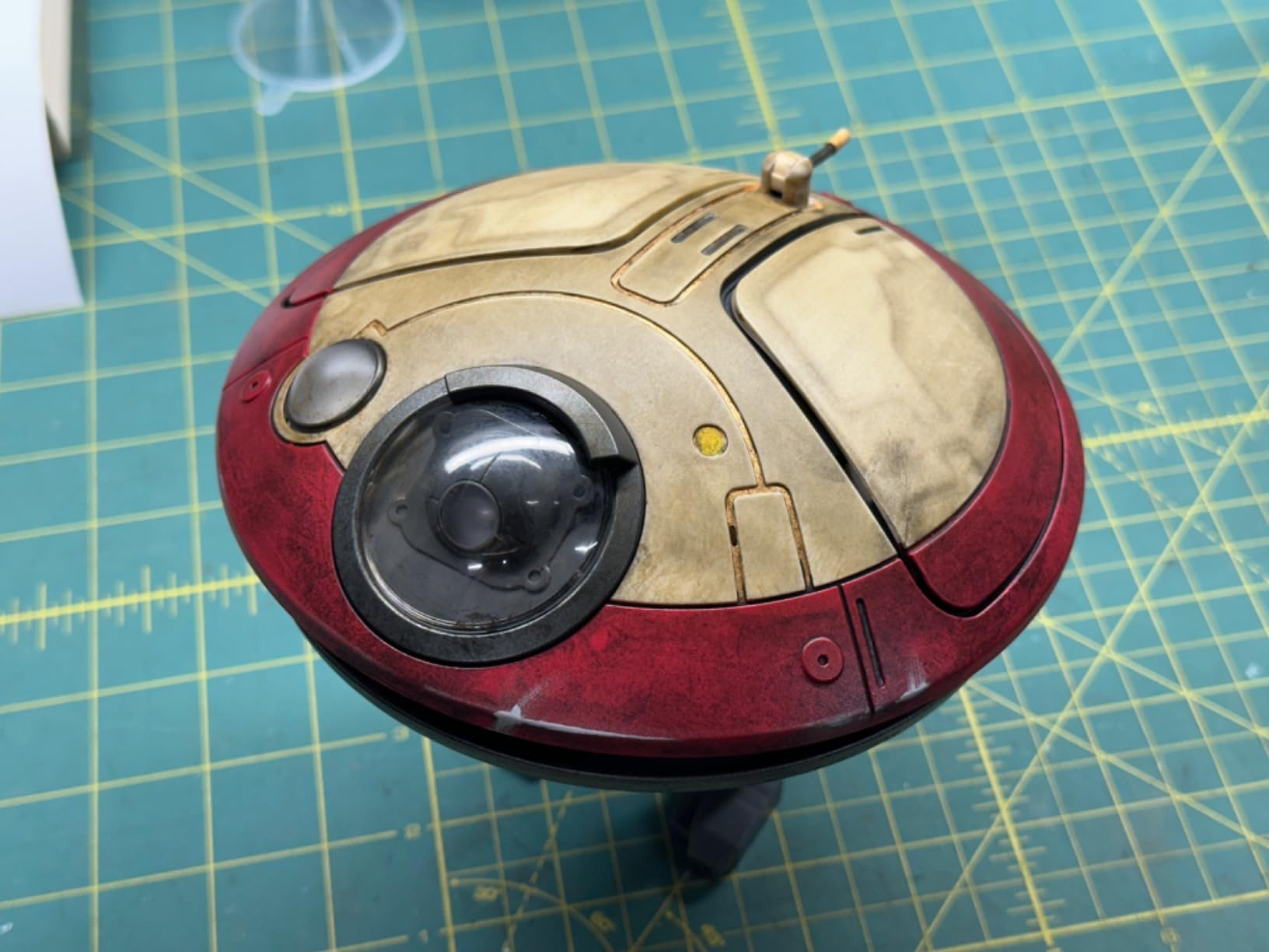 STAR WARS L0-LA59 (Lola) Animatronic Edition, OBI-Wan Kenobi Series-Inspired Electronic Droid Toy, Toys for 4 Year Old Boys and Girls and Up customer photo 1