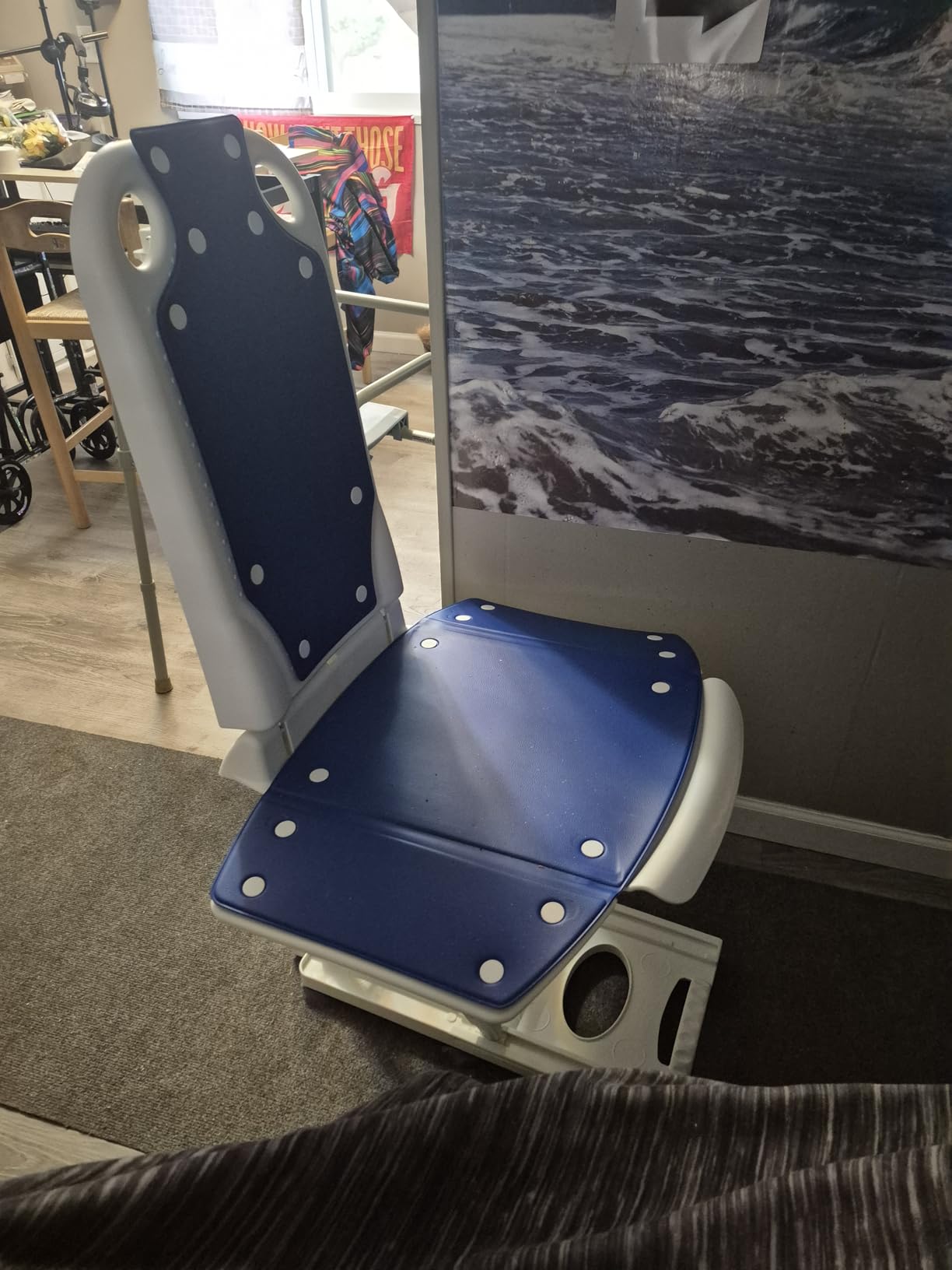 MAIDeSITe Electric Chair Lift, Stand Up Independently from Floor, Support Up to 300 LBS, Chair Lift for Elderly, JC35M3 customer photo 2