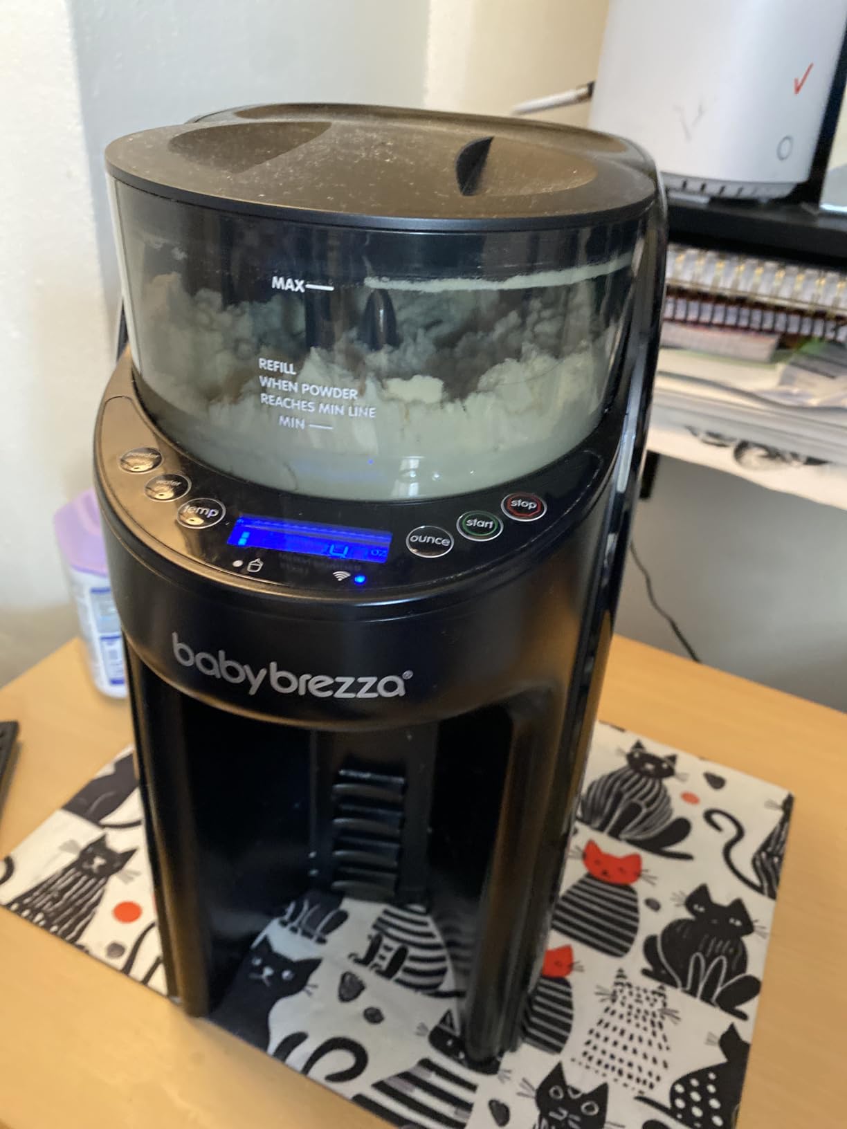 Baby Brezza Formula Pro Advanced WiFi Formula Dispenser - Automatically Mix a Warm Formula Bottle From Your Phone Instantly - Easily Make Bottle With Automatic Powder Blending Machine, Black customer photo 2