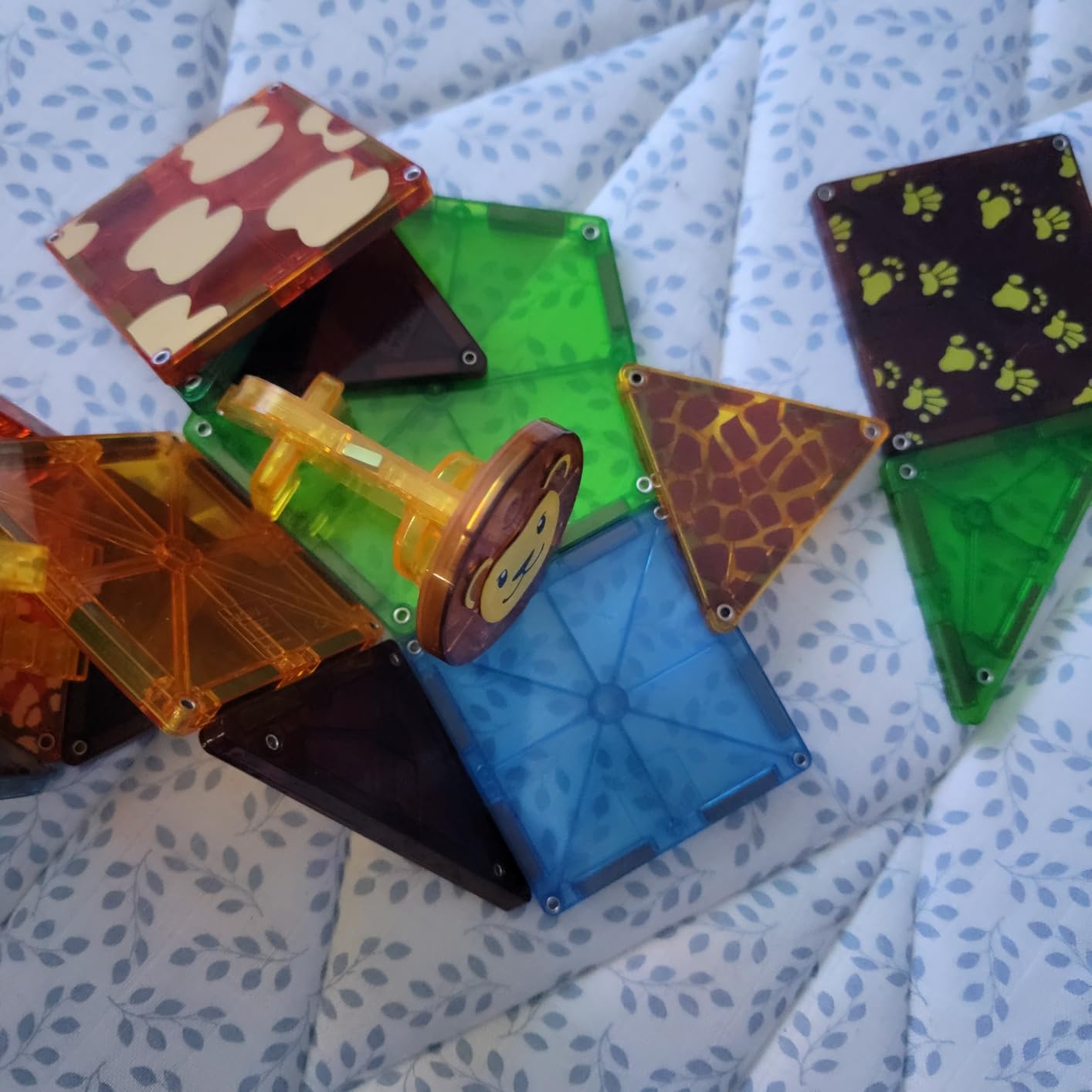 MAGNA-TILES Safari Animals 25-Piece Magnetic Construction Set customer photo 1