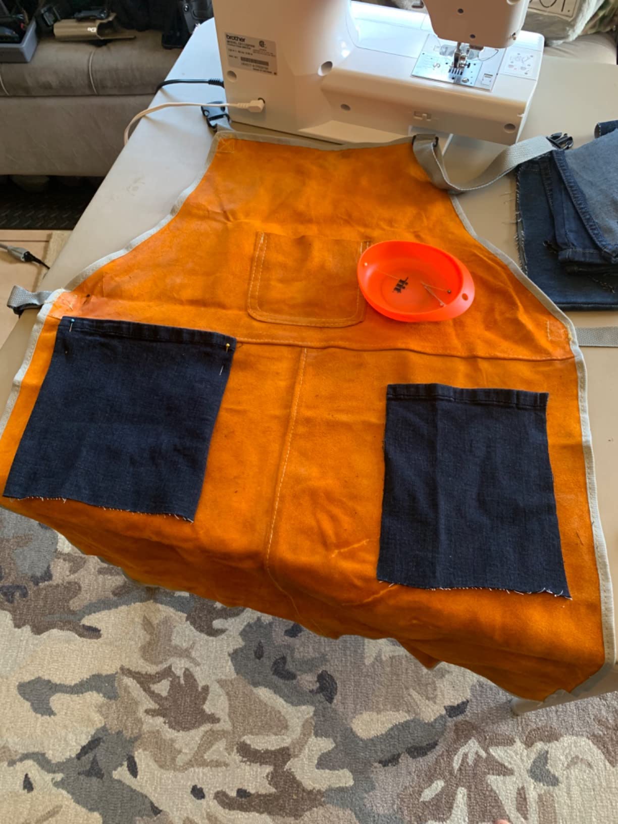 QWORK Leather Welding Work Apron - Flame and Welding Spatter Resistant - Adjustable Harness - Suitable for Welders, Blacksmiths customer photo 1