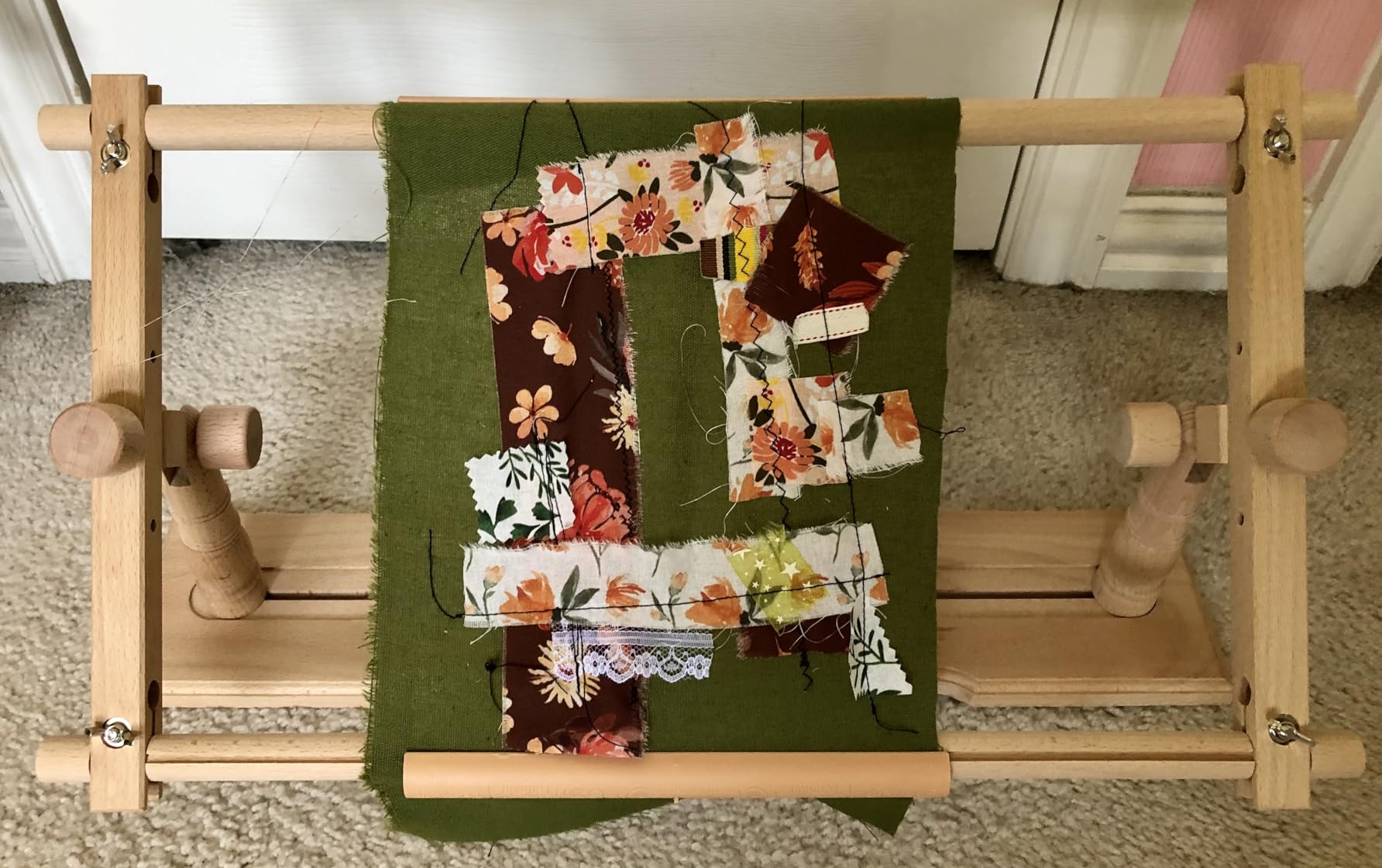 Adjustable Beech Wood Embroidery Stand - Guofa Rotated Cross Stitch Needlepoint Holder, Quilting Tapestry Scroll Hoop Frame for Craft Sewing customer photo 1
