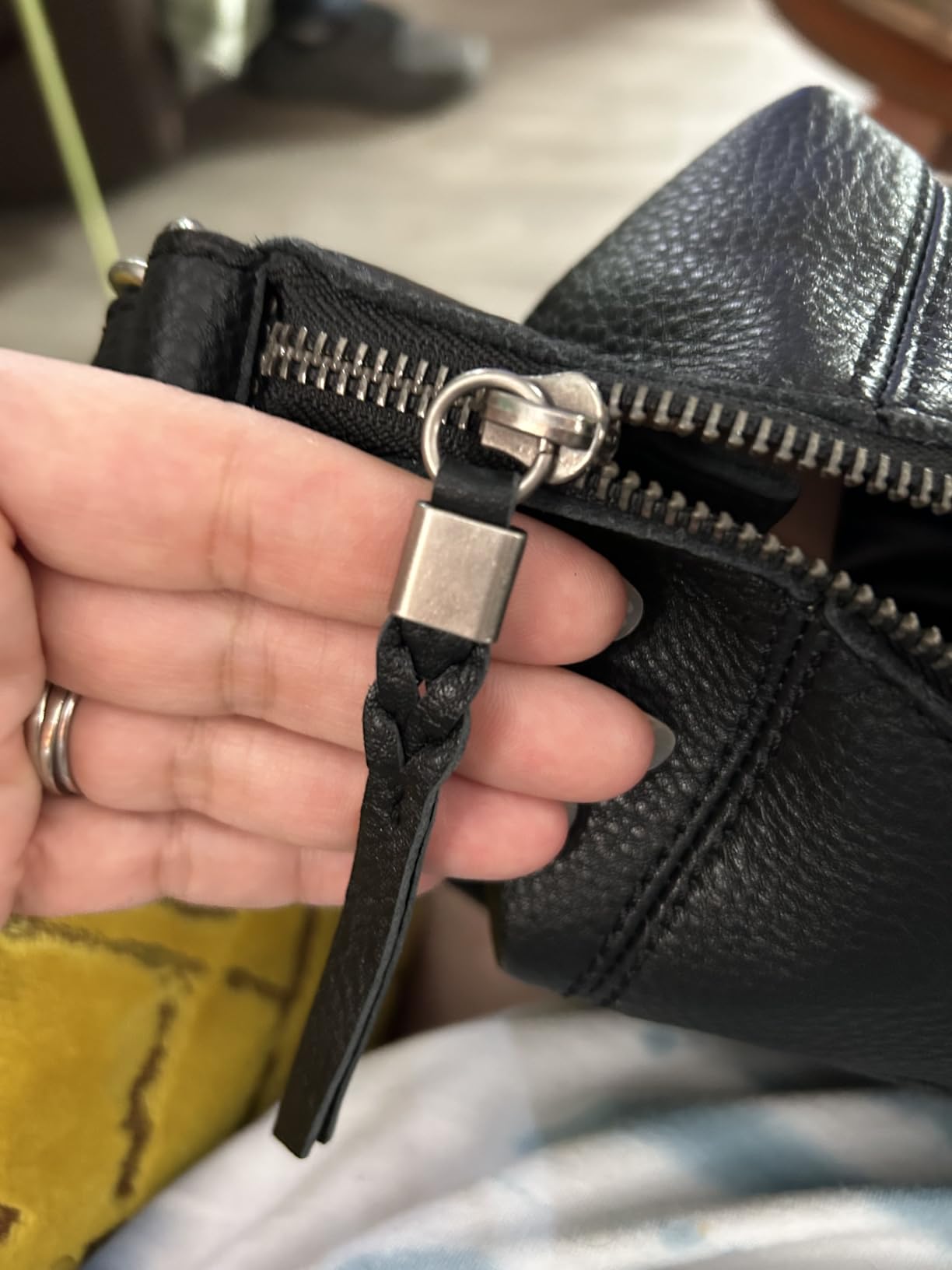 The Sak Sequoia Leather Hobo Bag - Large Slouchy Shoulder Purse, Zip Pocket customer photo 2