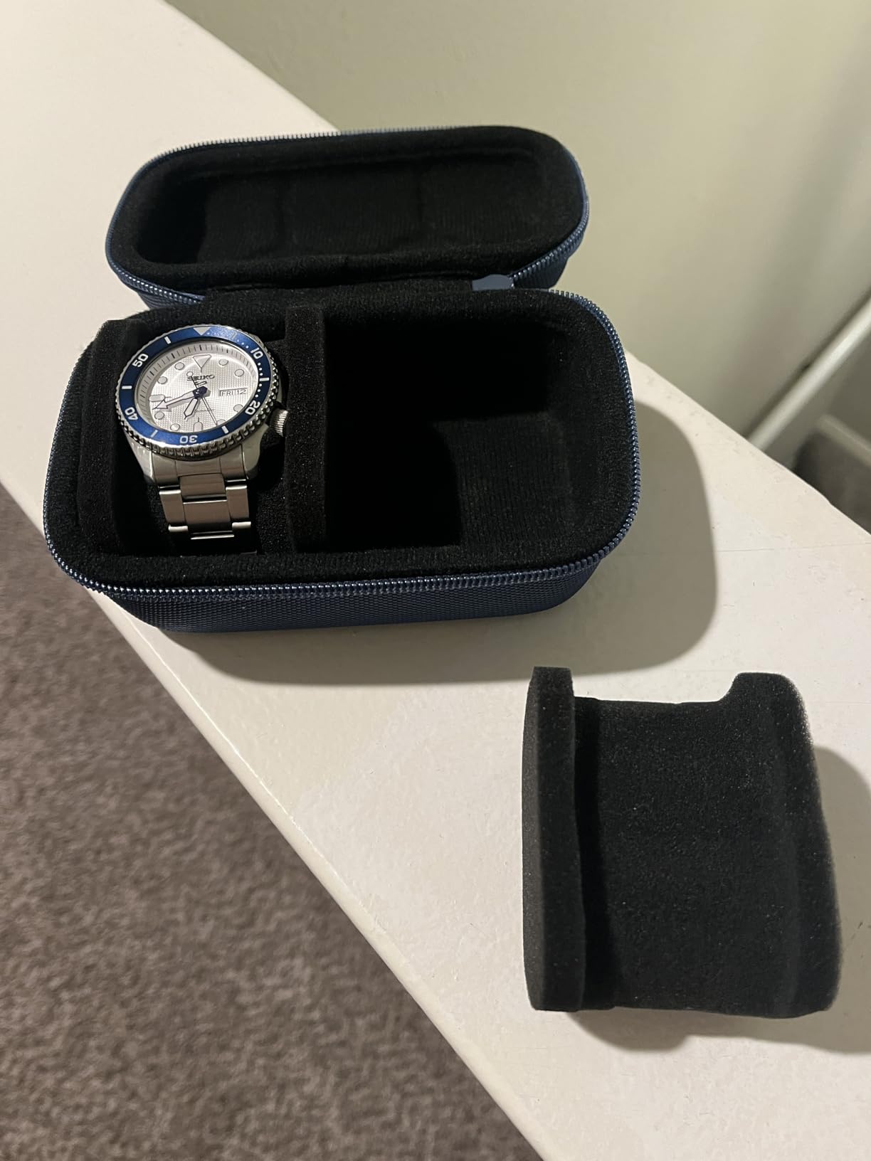 Watch Travel Case for Men and Women Portable Single Watch Storage box and Organizer for Wristwatches and Smart Watches (Black（2 slot）) customer photo 1